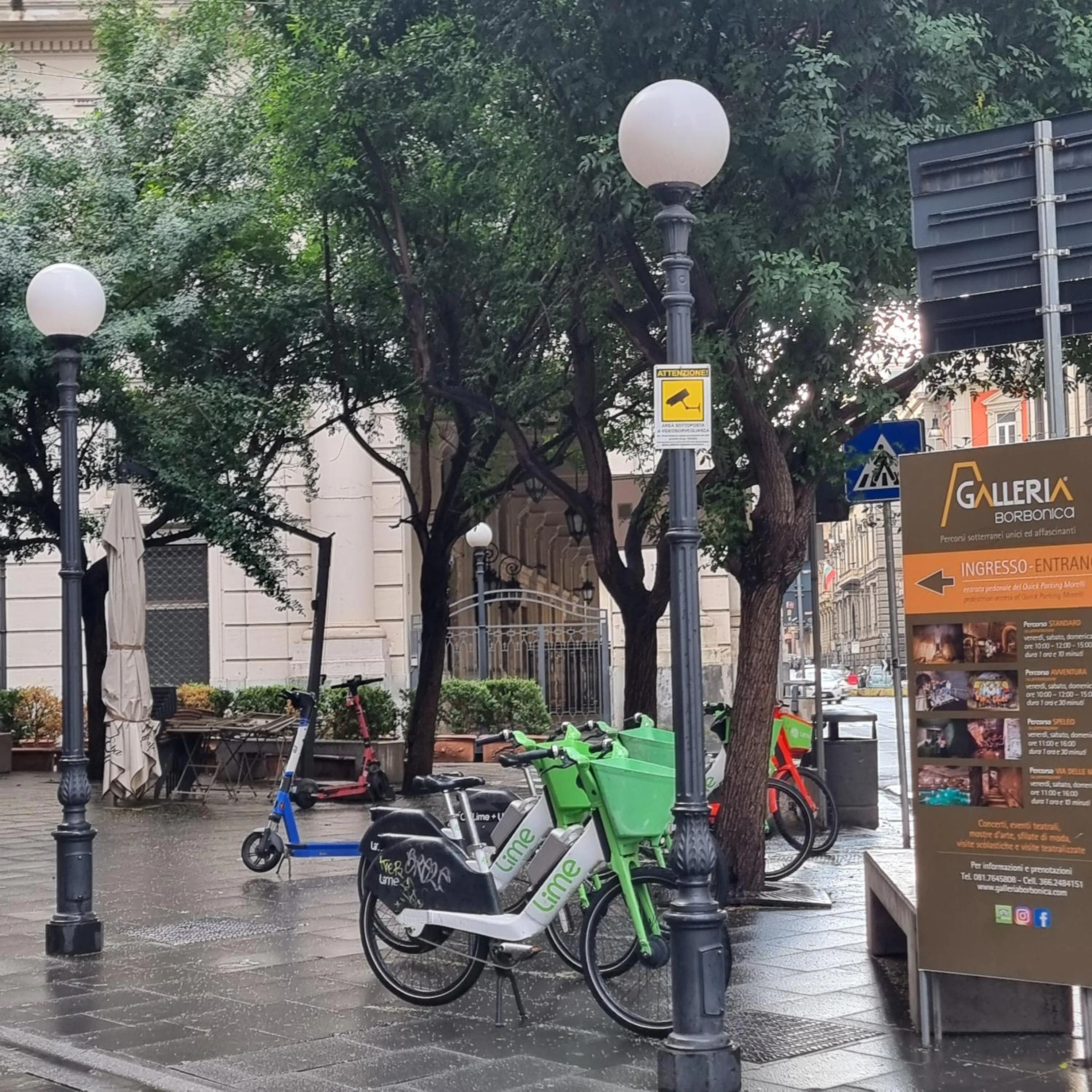 City view in Bed morelli 49 , chiaia