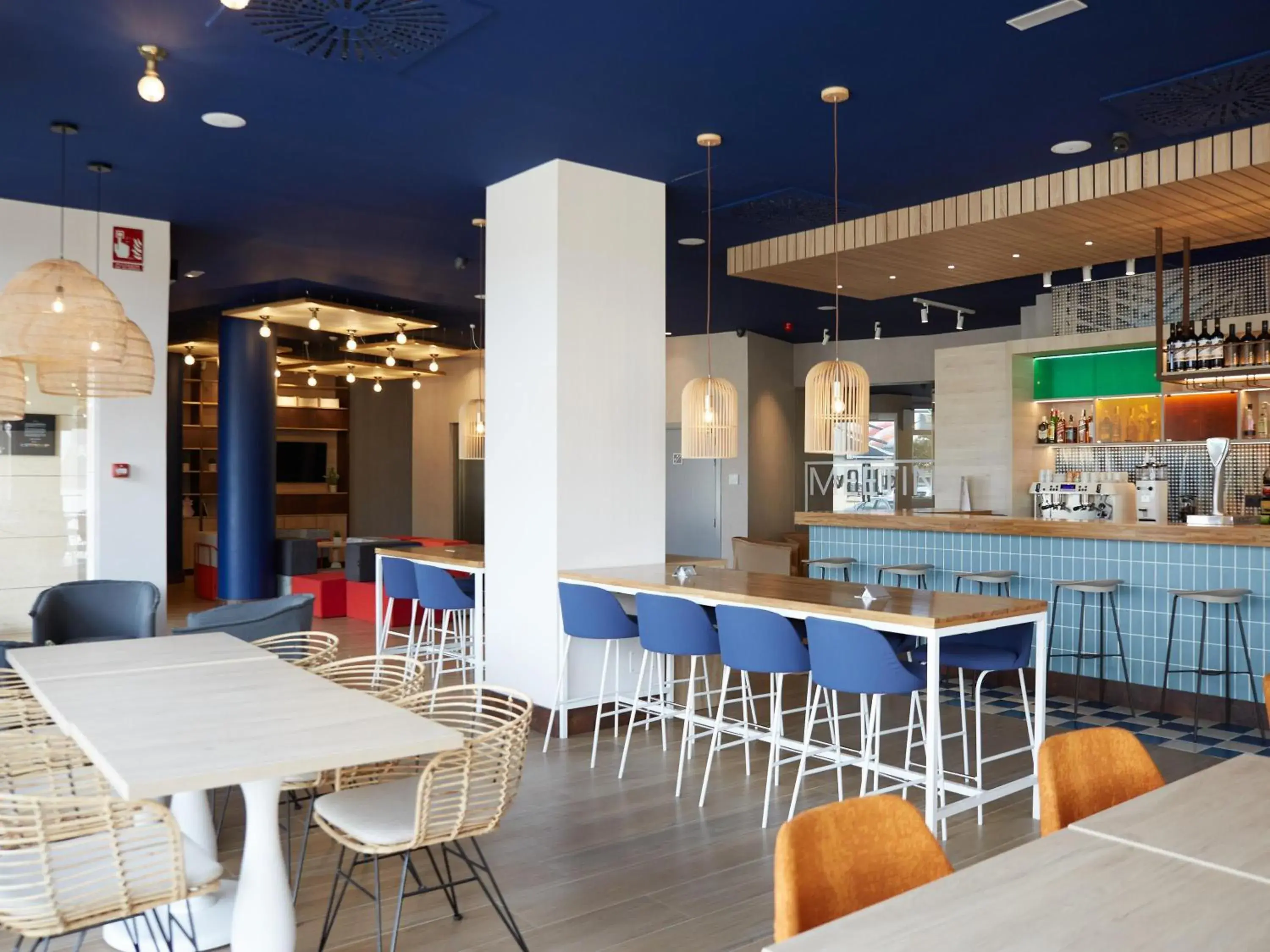 Restaurant/places to eat in Ibis Elche Restaurant/places to eat in Ibis Elche