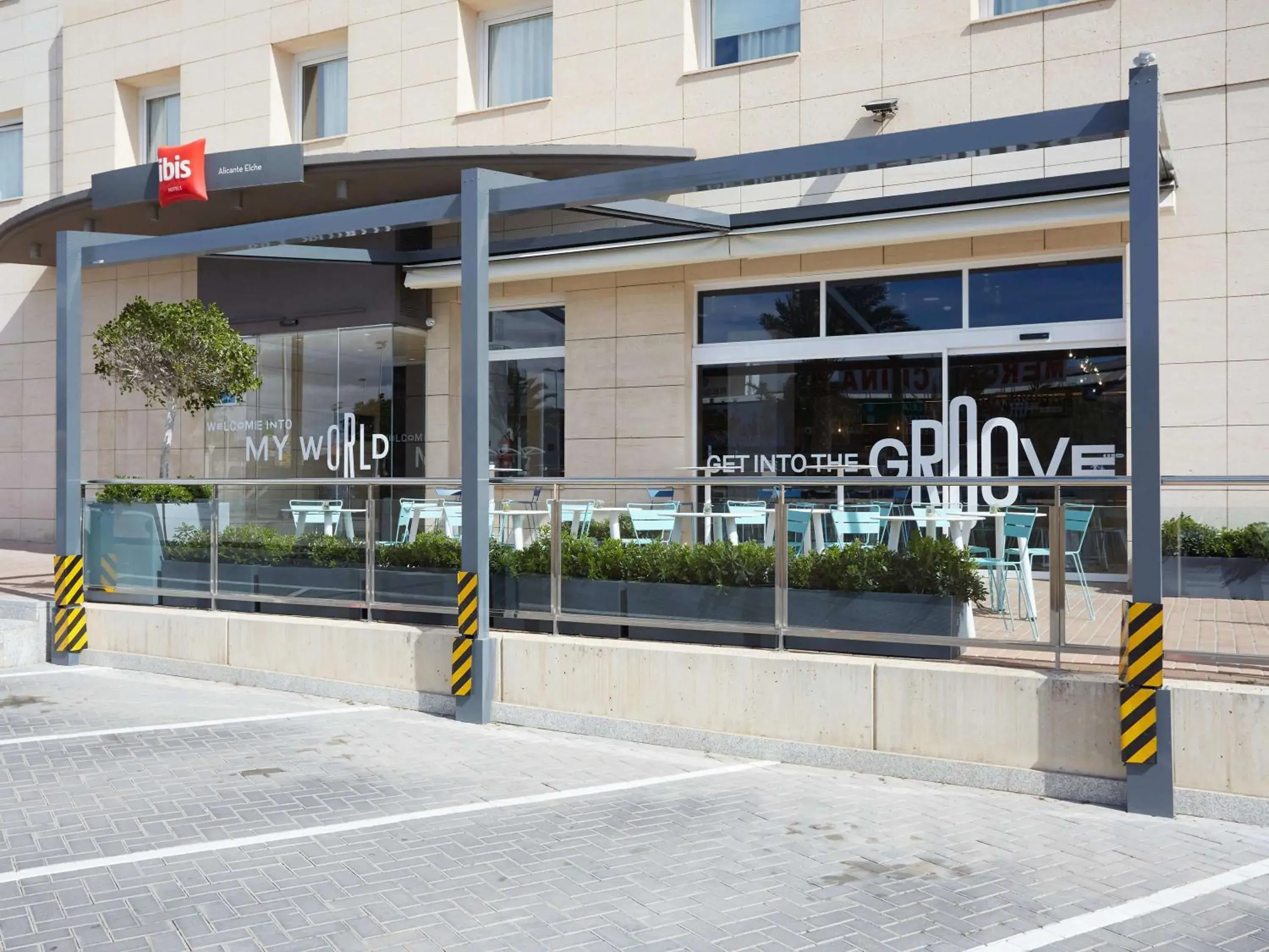 Property building in Ibis Elche Property building in Ibis Elche