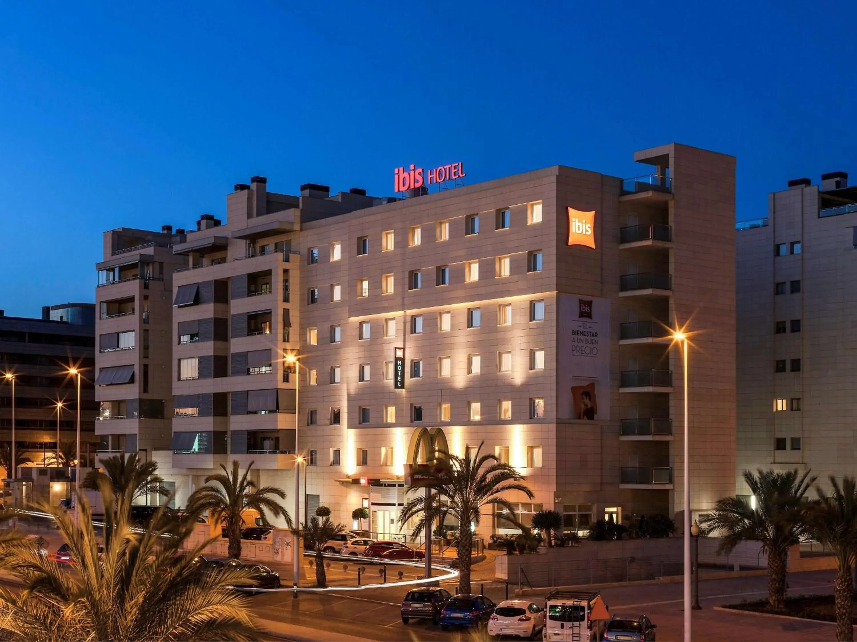 Property building in Ibis Elche Property building in Ibis Elche