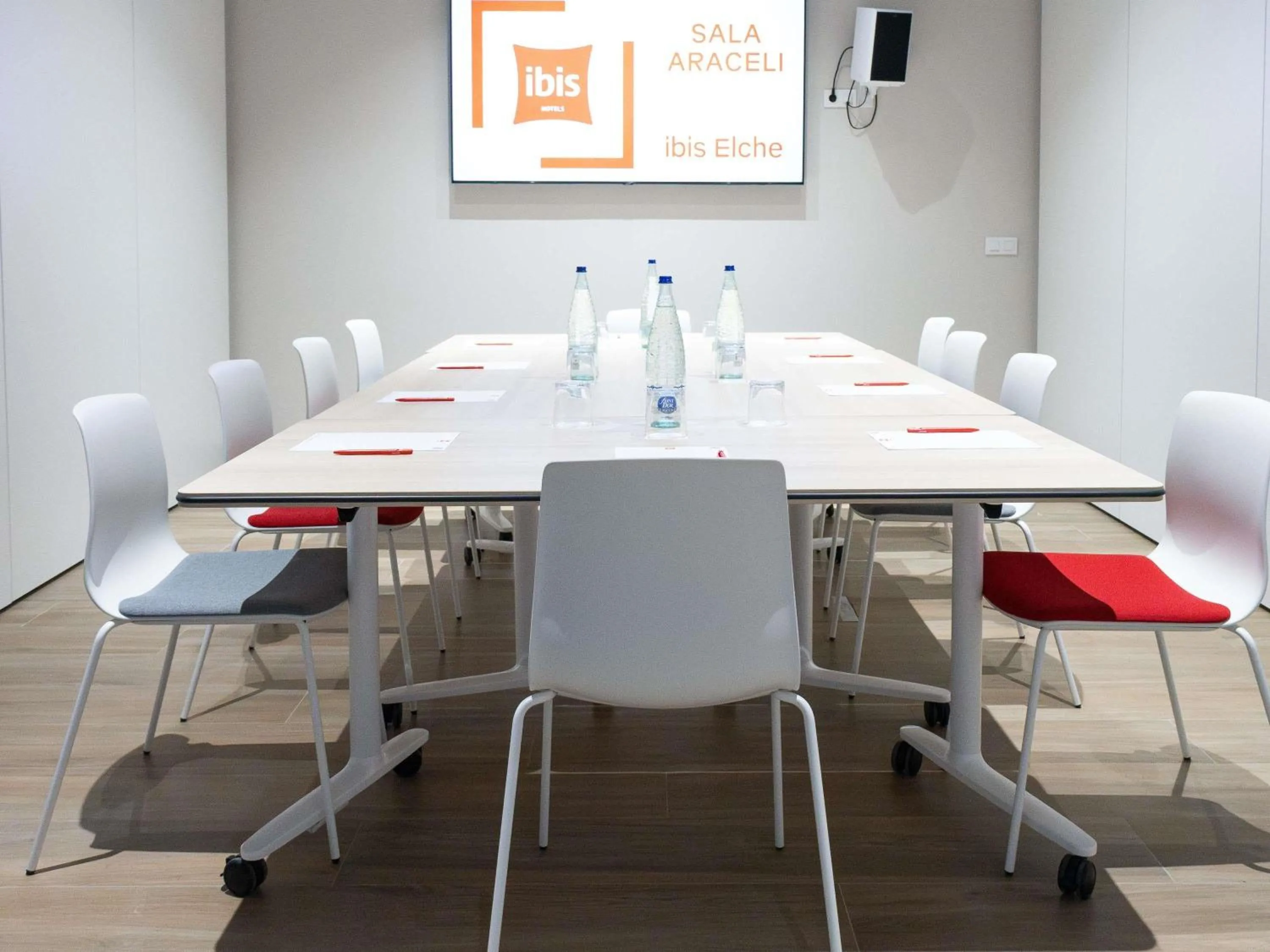 Meeting/conference room in Ibis Elche