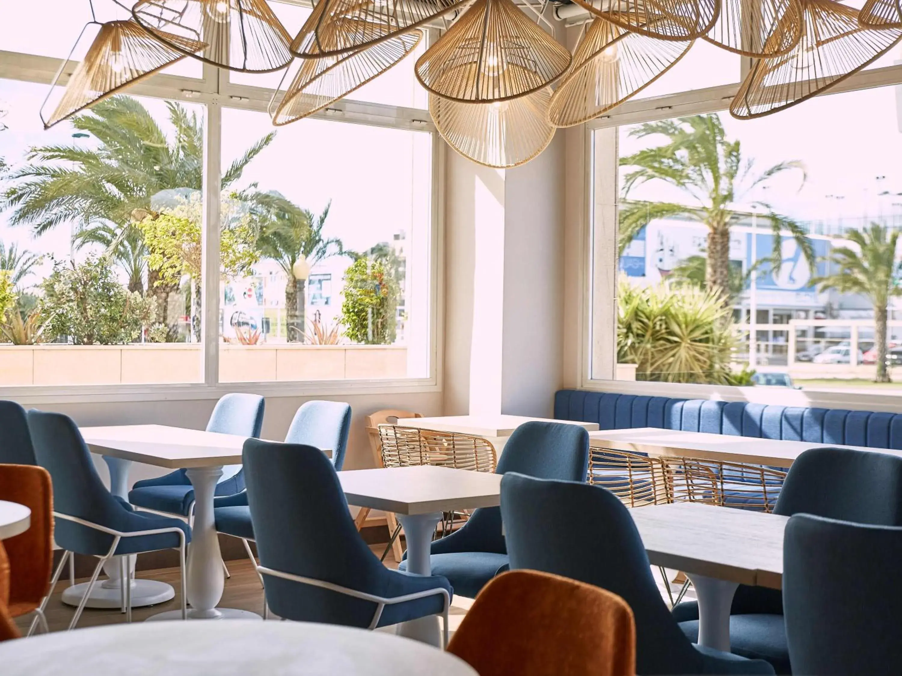 Restaurant/places to eat in Ibis Elche Restaurant/places to eat in Ibis Elche