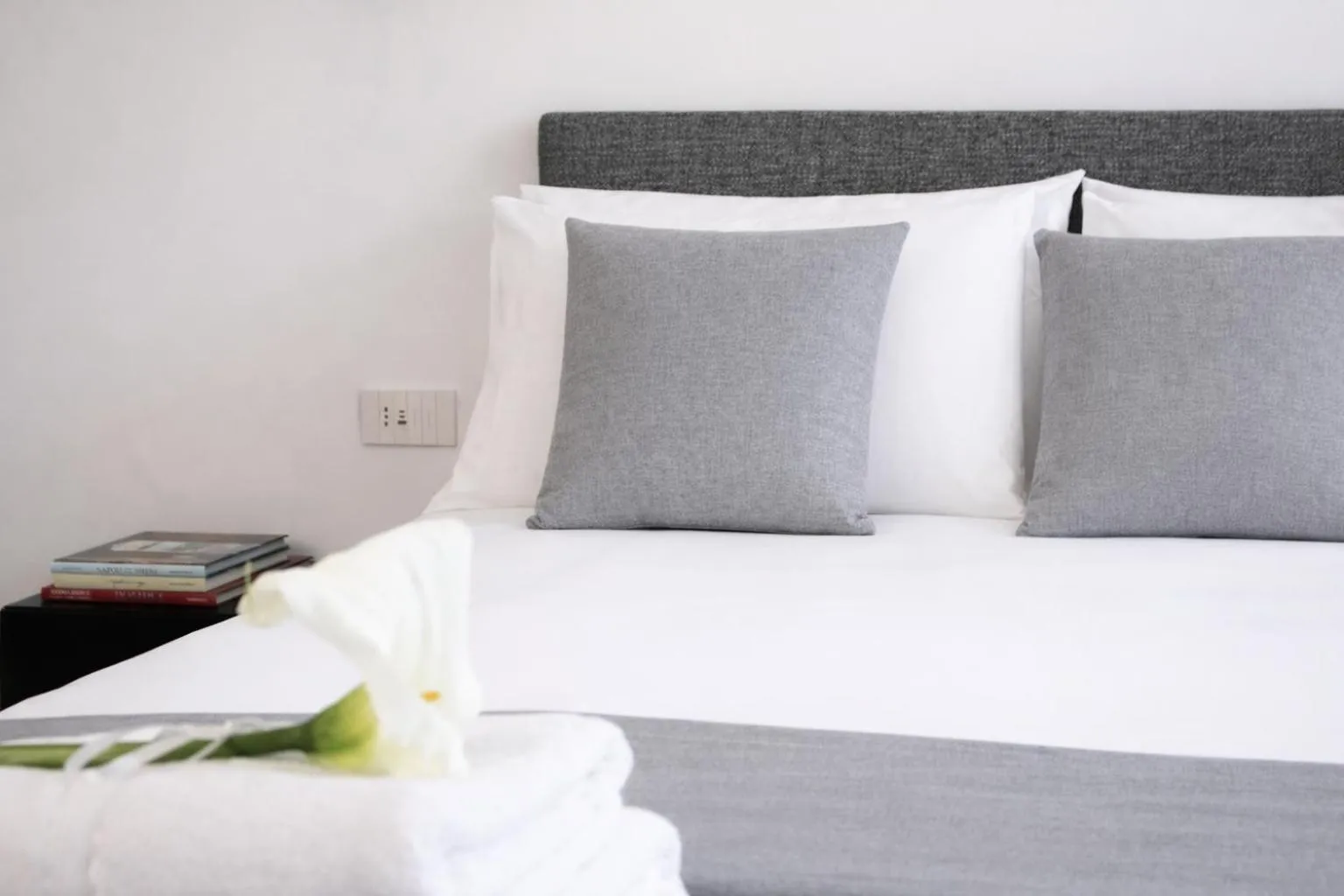 Bedroom, Bed in Fiorentini Residence NAPOLI