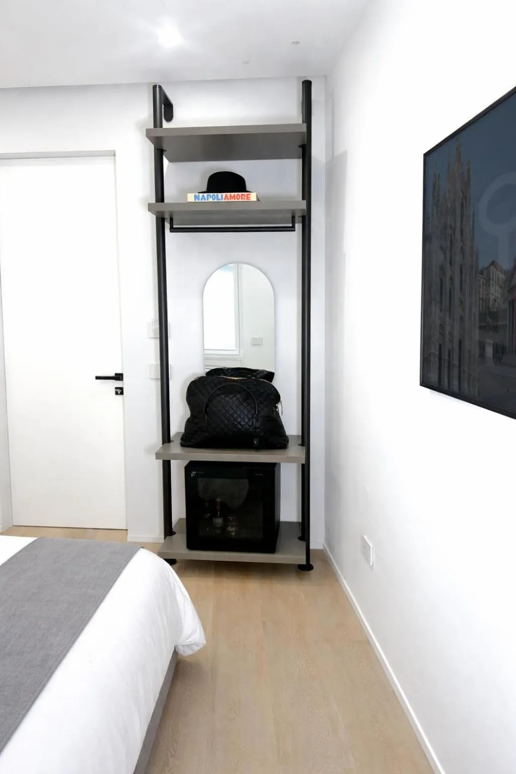 TV and multimedia, Bed in Fiorentini Residence NAPOLI