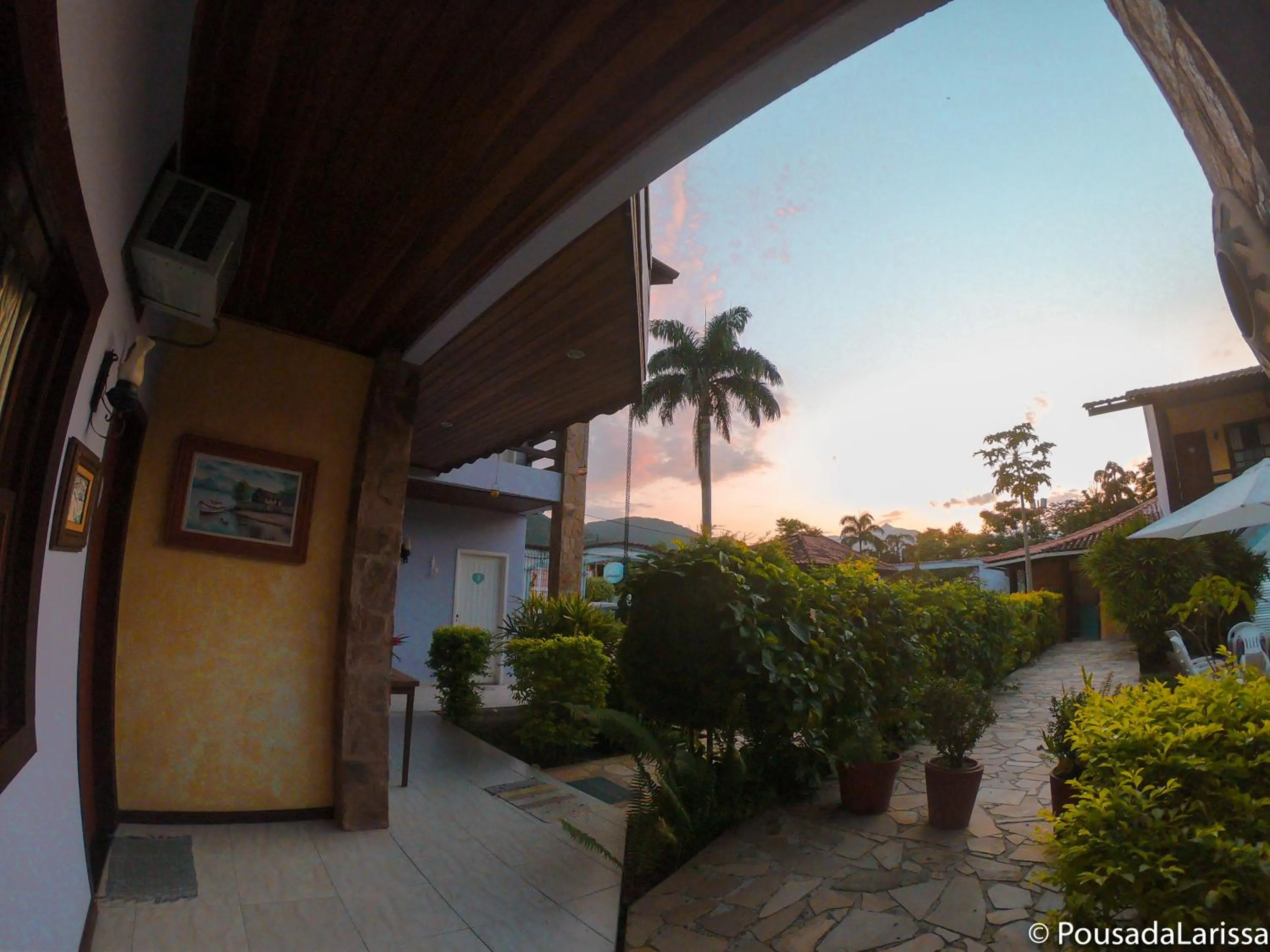 Pousada Larissa - com Gerador de Energia