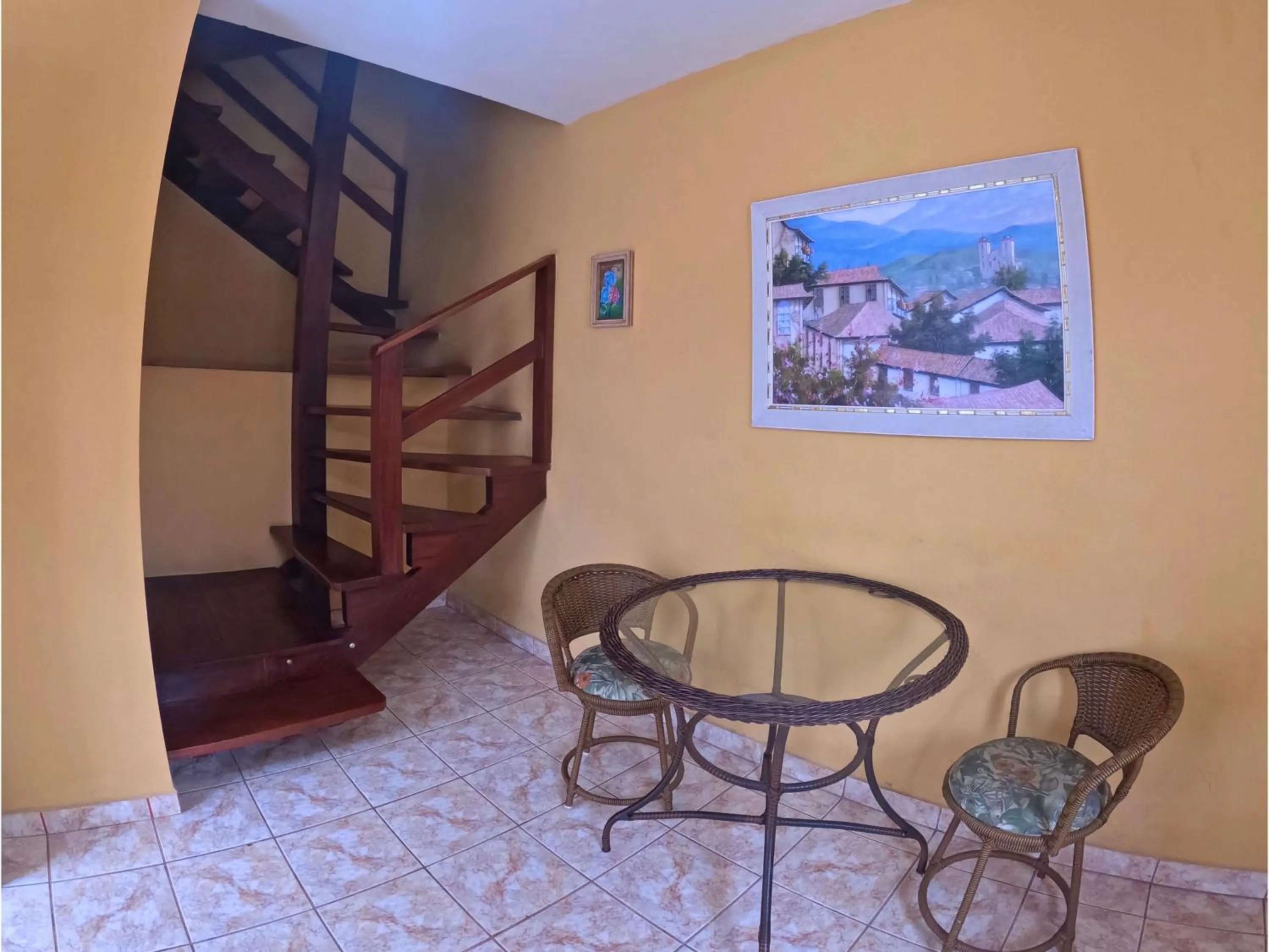 Pousada Larissa - com Gerador de Energia