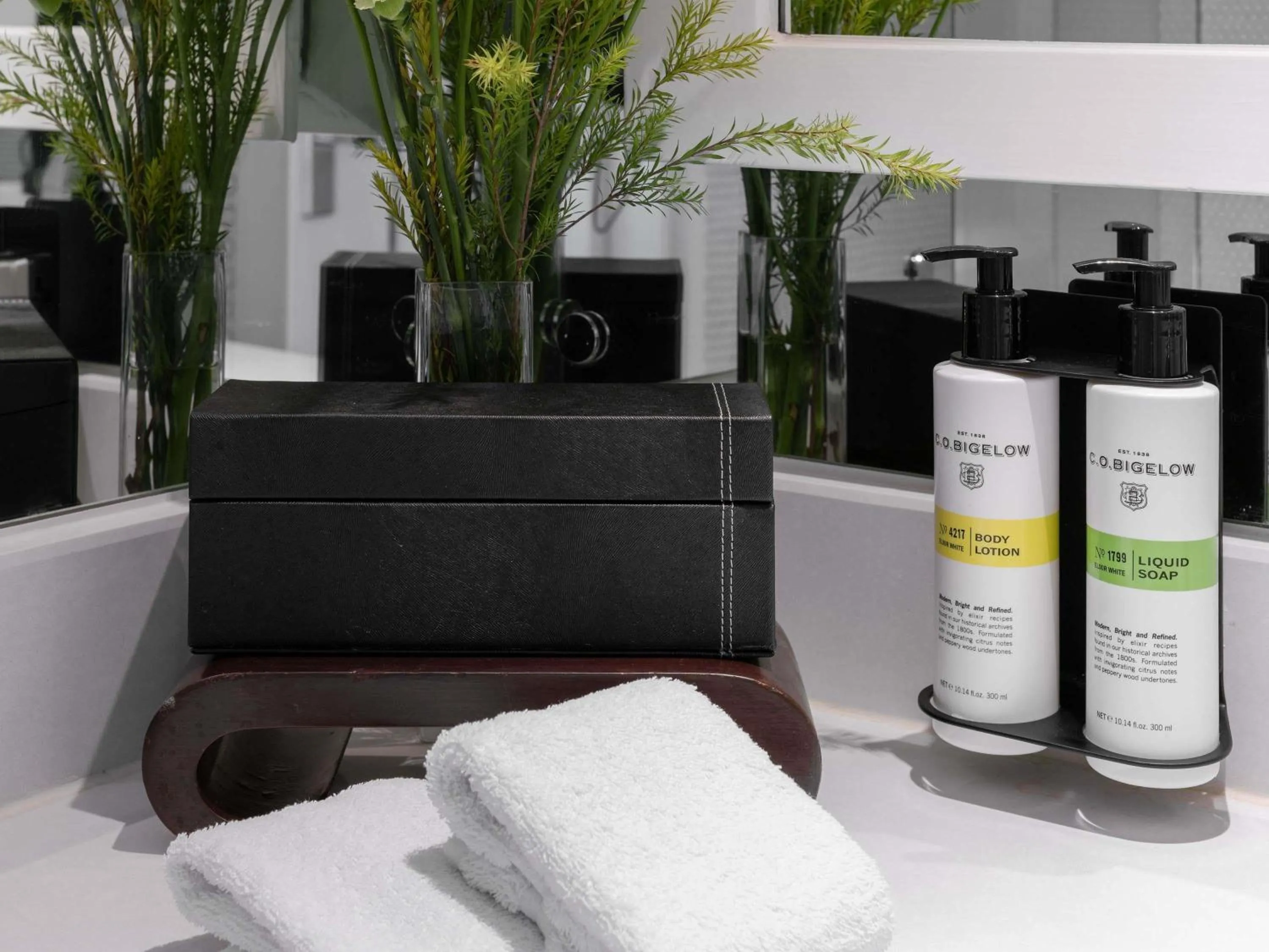 Bedroom in Pullman Bangkok Hotel G