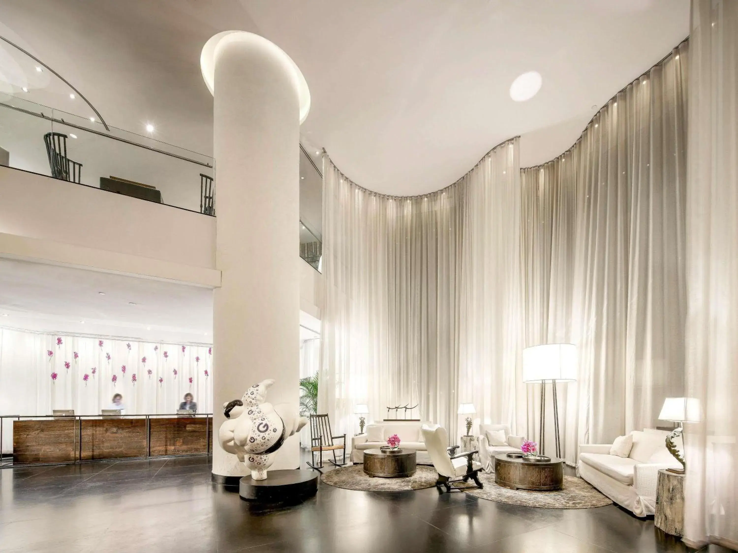 Property building in Pullman Bangkok Hotel G Property building in Pullman Bangkok Hotel G