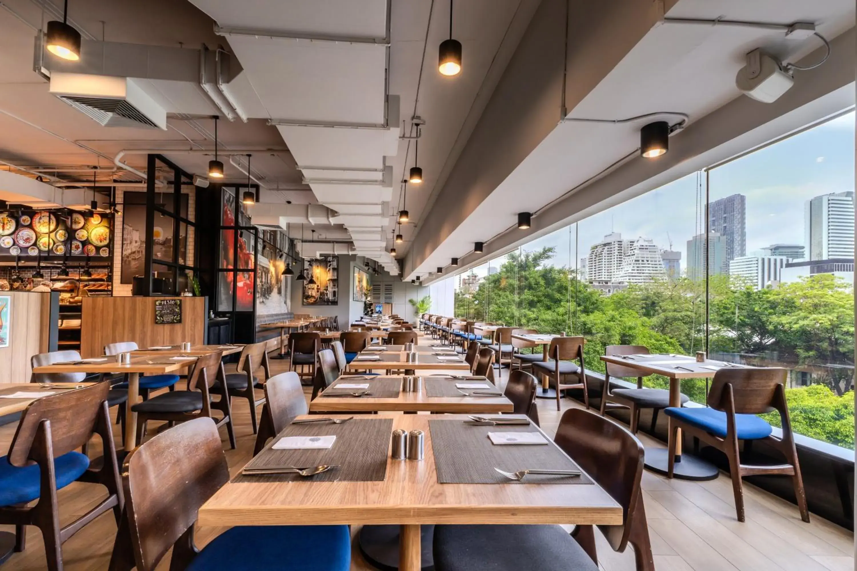 Restaurant/places to eat in Pullman Bangkok Hotel G Restaurant/places to eat in Pullman Bangkok Hotel G