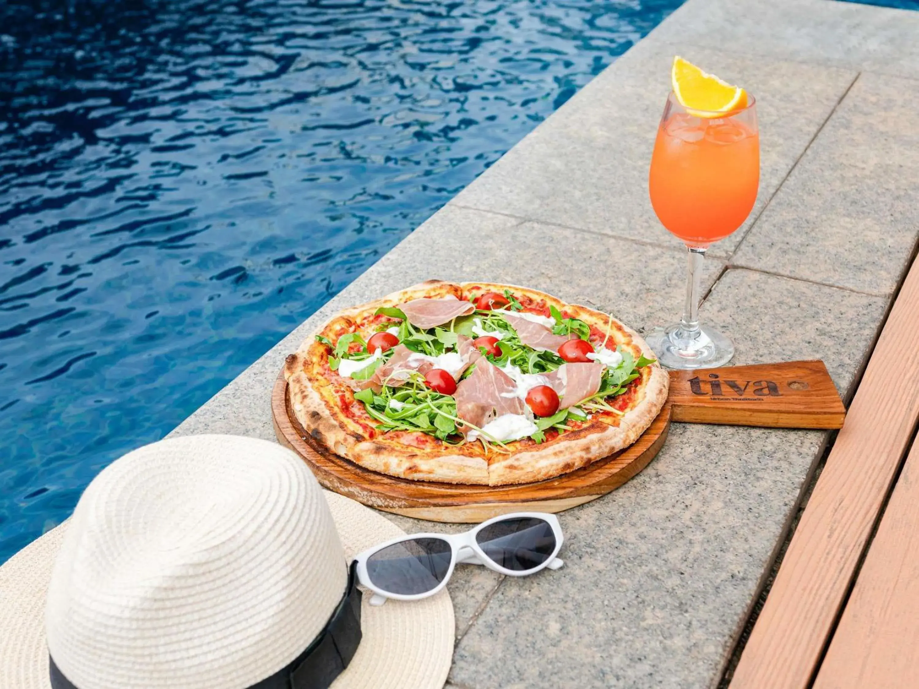 Lounge or bar in Pullman Bangkok Hotel G Lounge or bar in Pullman Bangkok Hotel G