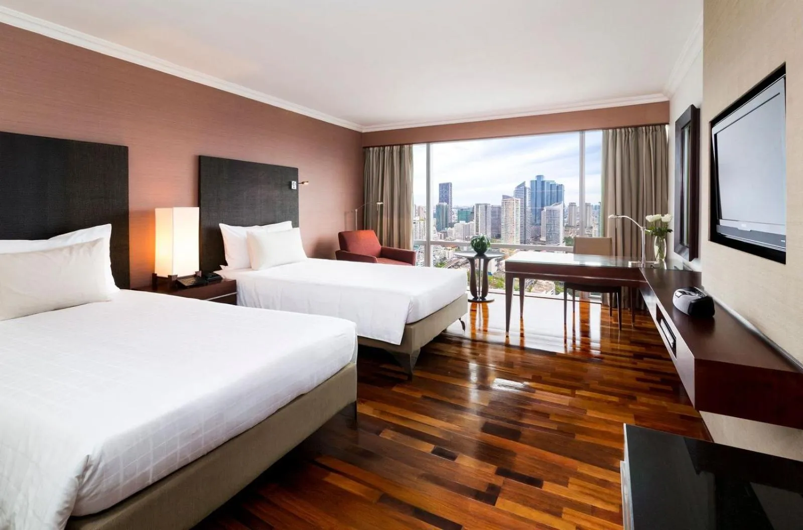 Bedroom, Bed in Pullman Bangkok Hotel G