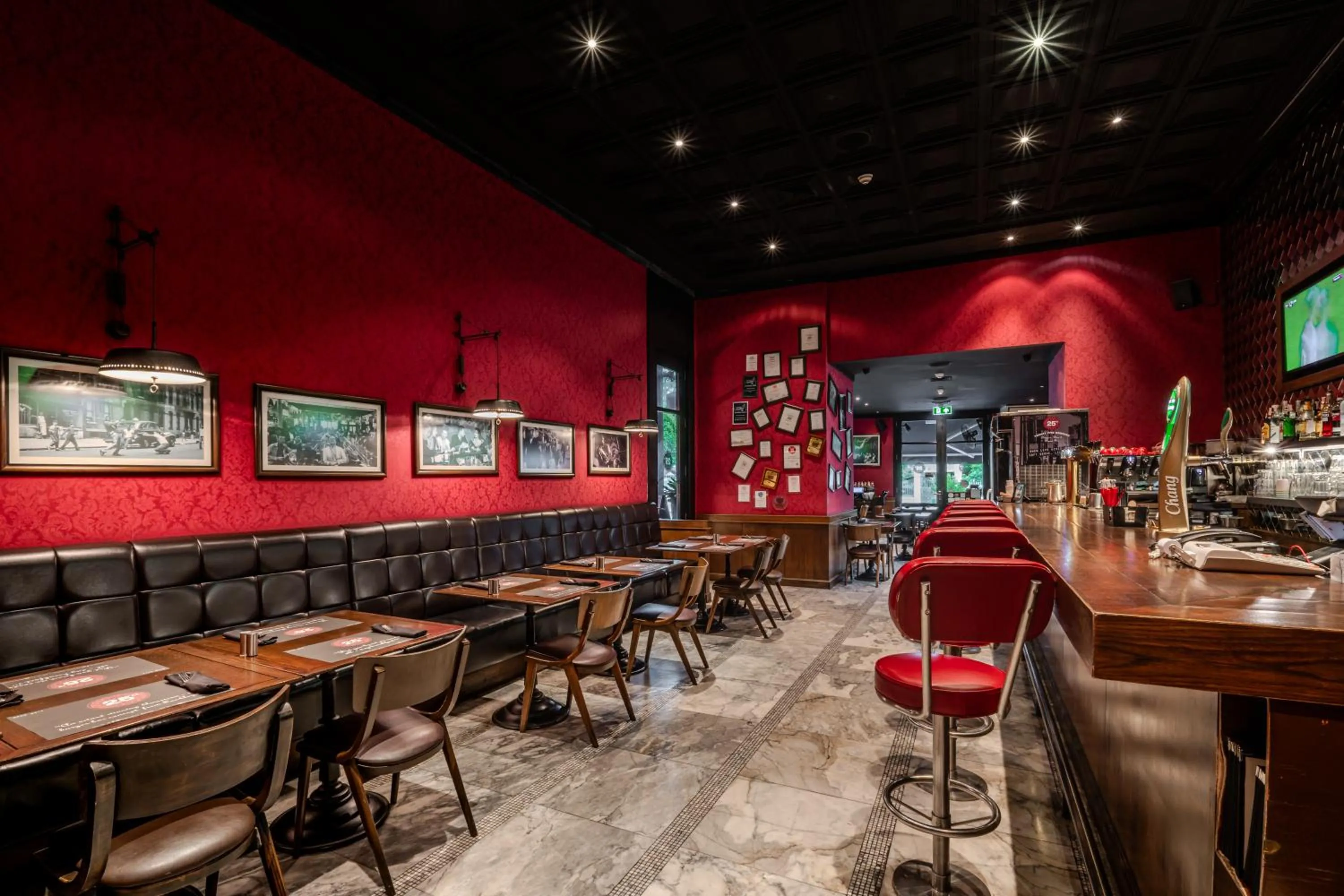 Restaurant/places to eat in Pullman Bangkok Hotel G