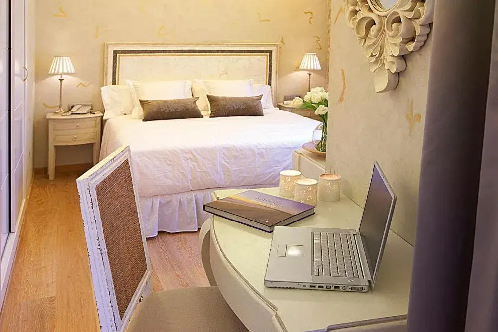 Deluxe Suite with Terrace in Hotel Sa Calma Deluxe Suite with Terrace in Hotel Sa Calma