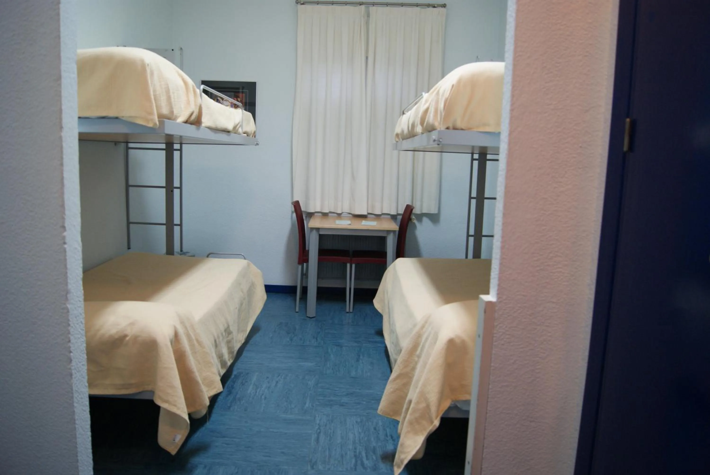 Family Room (6 Adults) in Albergue Inturjoven Huelva