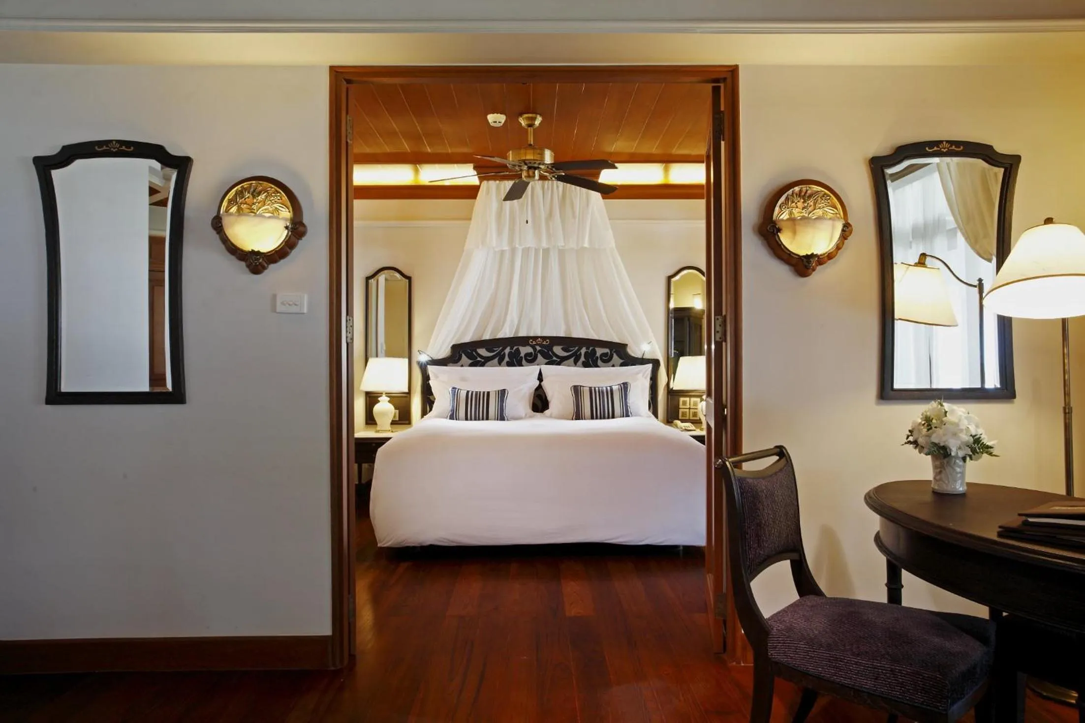 Photo of the whole room, Bed in Centara Grand Beach Resort & Villas Hua Hin