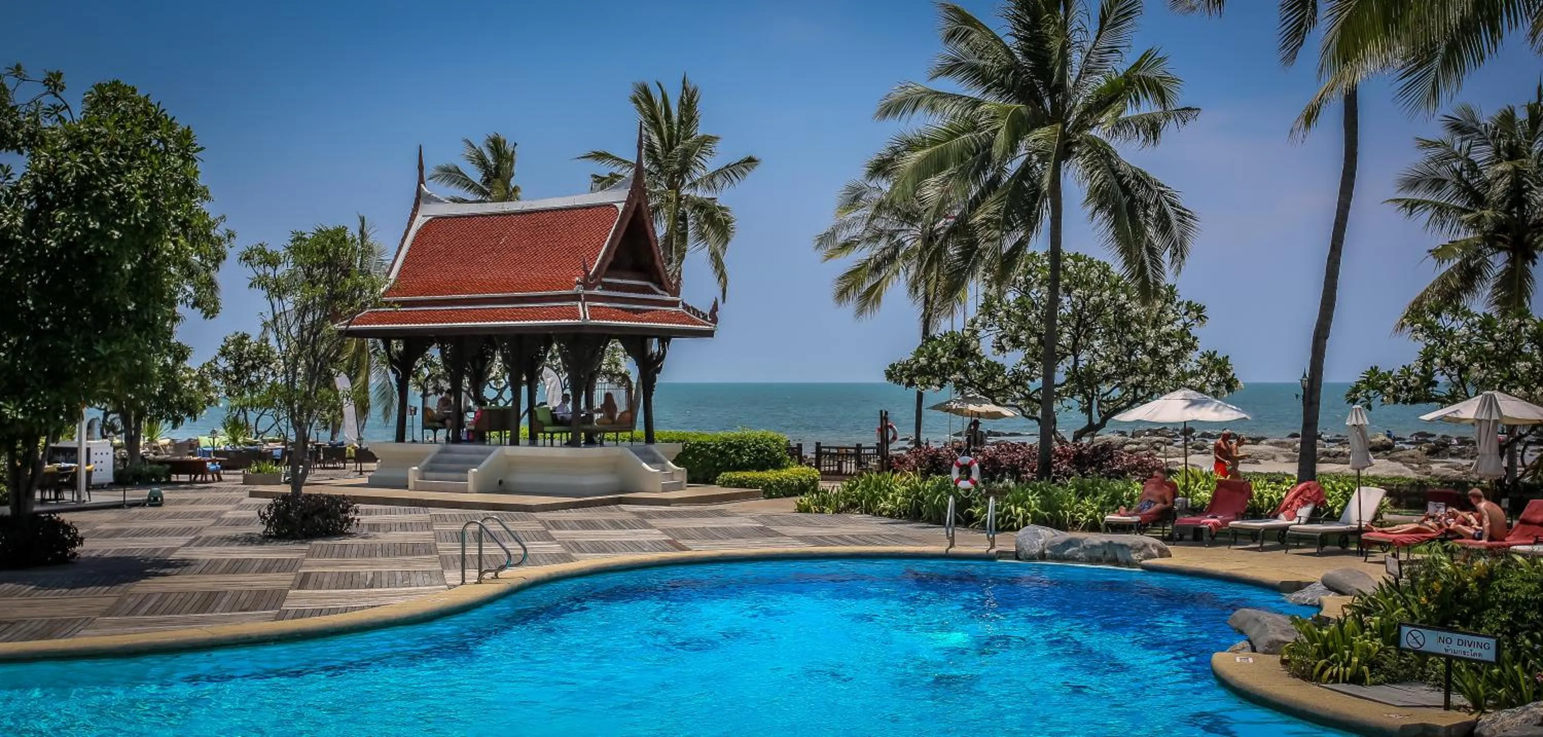 Swimming pool in Centara Grand Beach Resort & Villas Hua Hin
