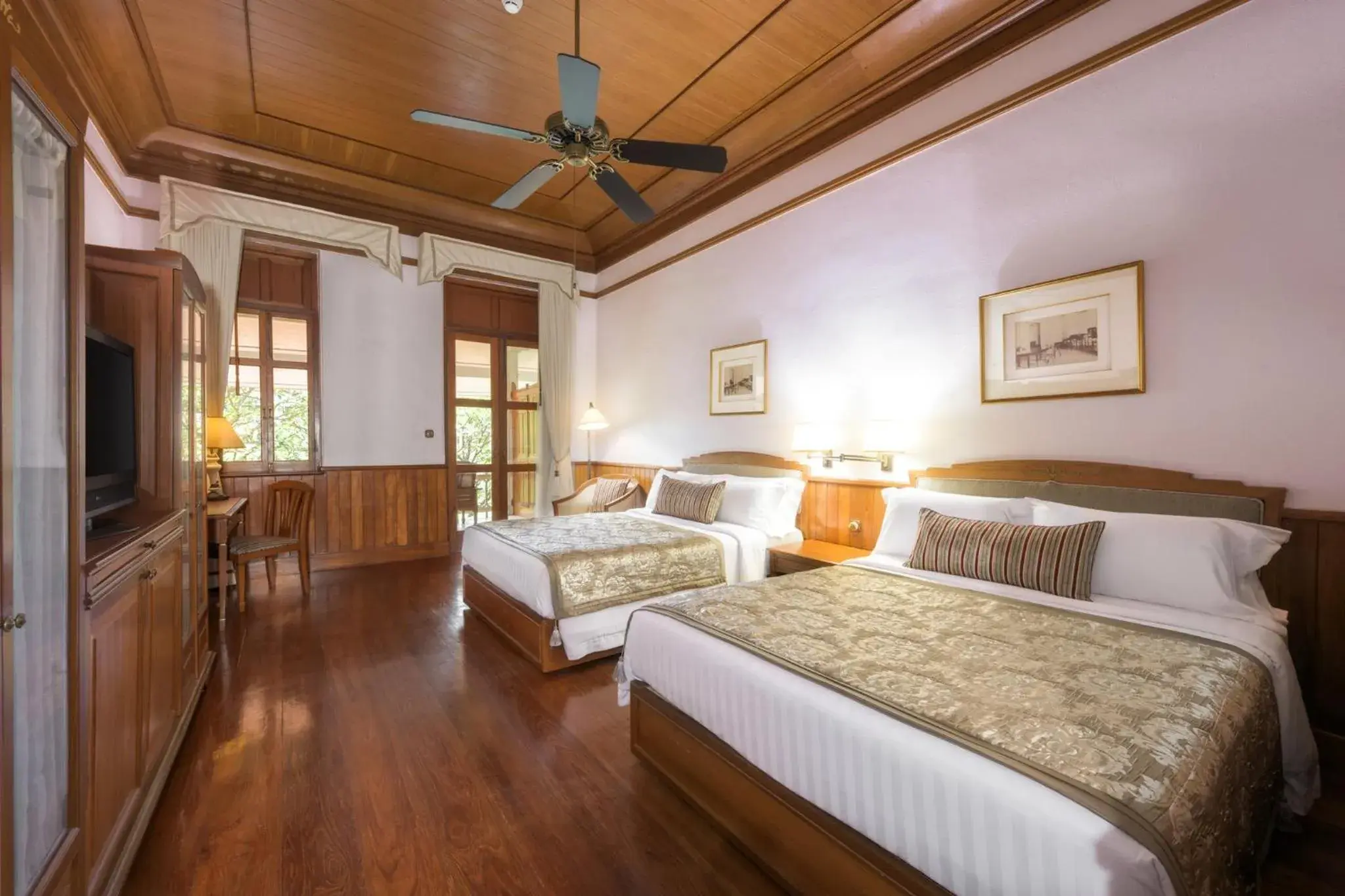 Bedroom, Bed in Centara Grand Beach Resort & Villas Hua Hin Bedroom, Bed in Centara Grand Beach Resort & Villas Hua Hin