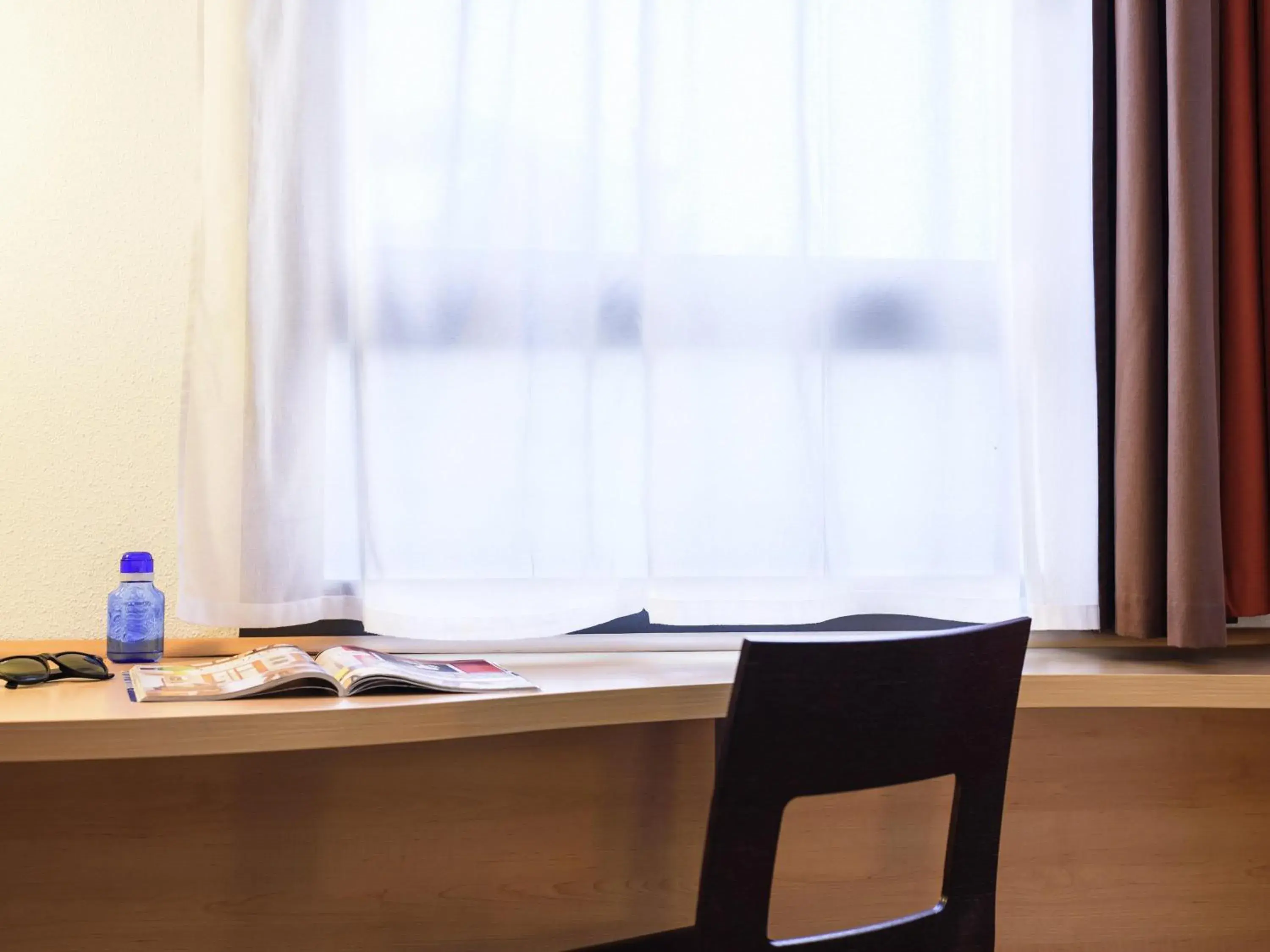 Bedroom in Ibis Bilbao Centro Bedroom in Ibis Bilbao Centro