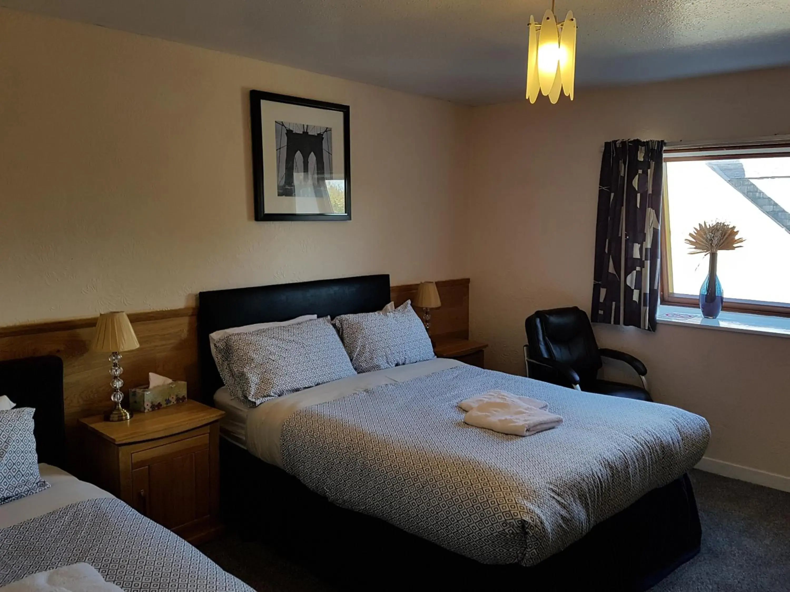 Family Room with Shower - single occupancy in Alba Guest House Family Room with Shower - single occupancy in Alba Guest House