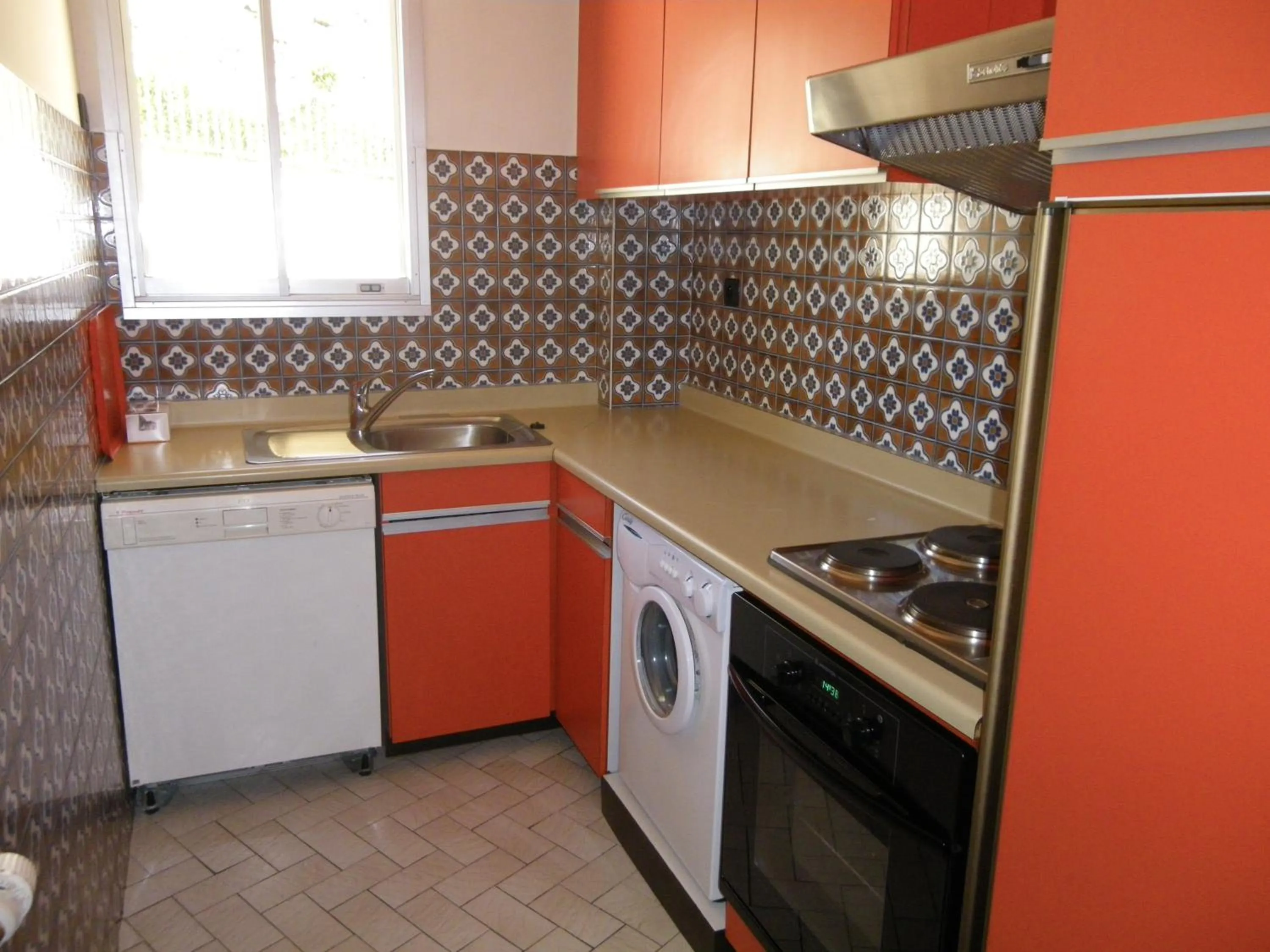 Photo of the whole room in Residence The Catalogne