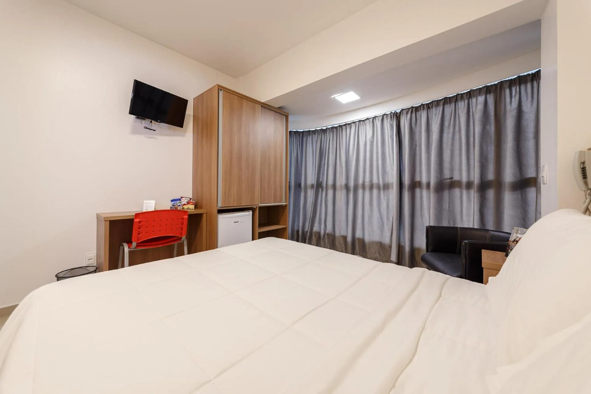 Bed in Slim São José Zion