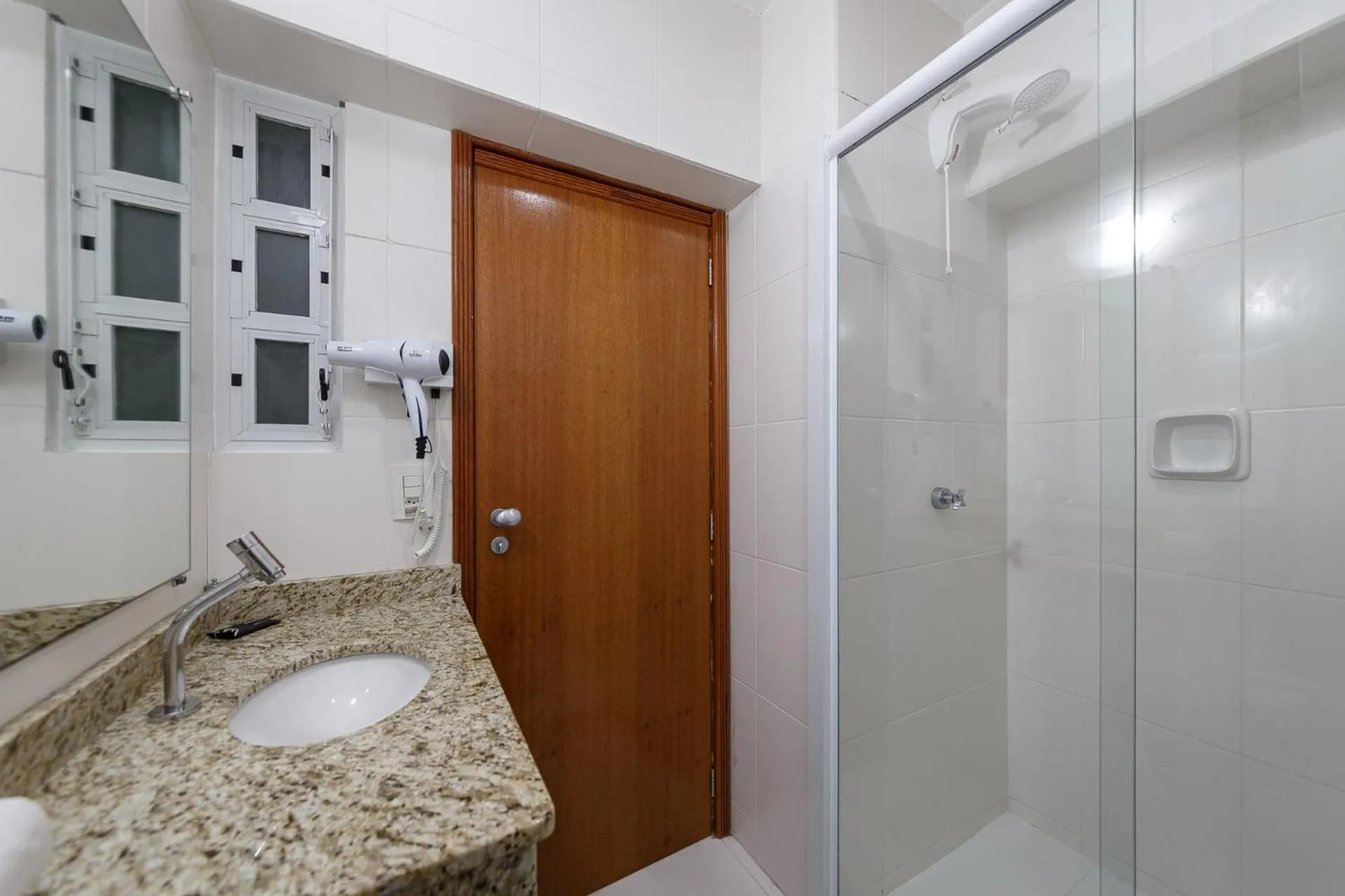 Bathroom in Slim São José Zion