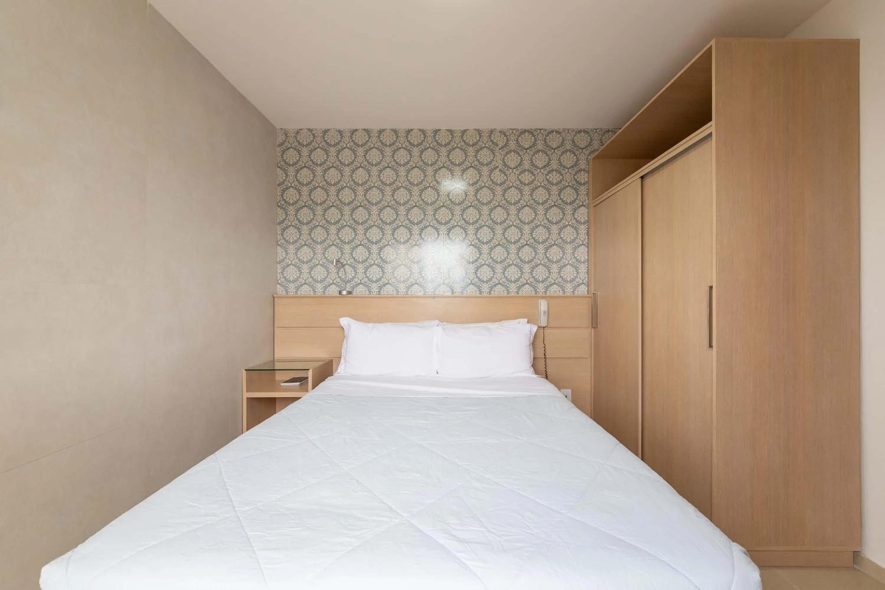 Bed in Slim São José Zion