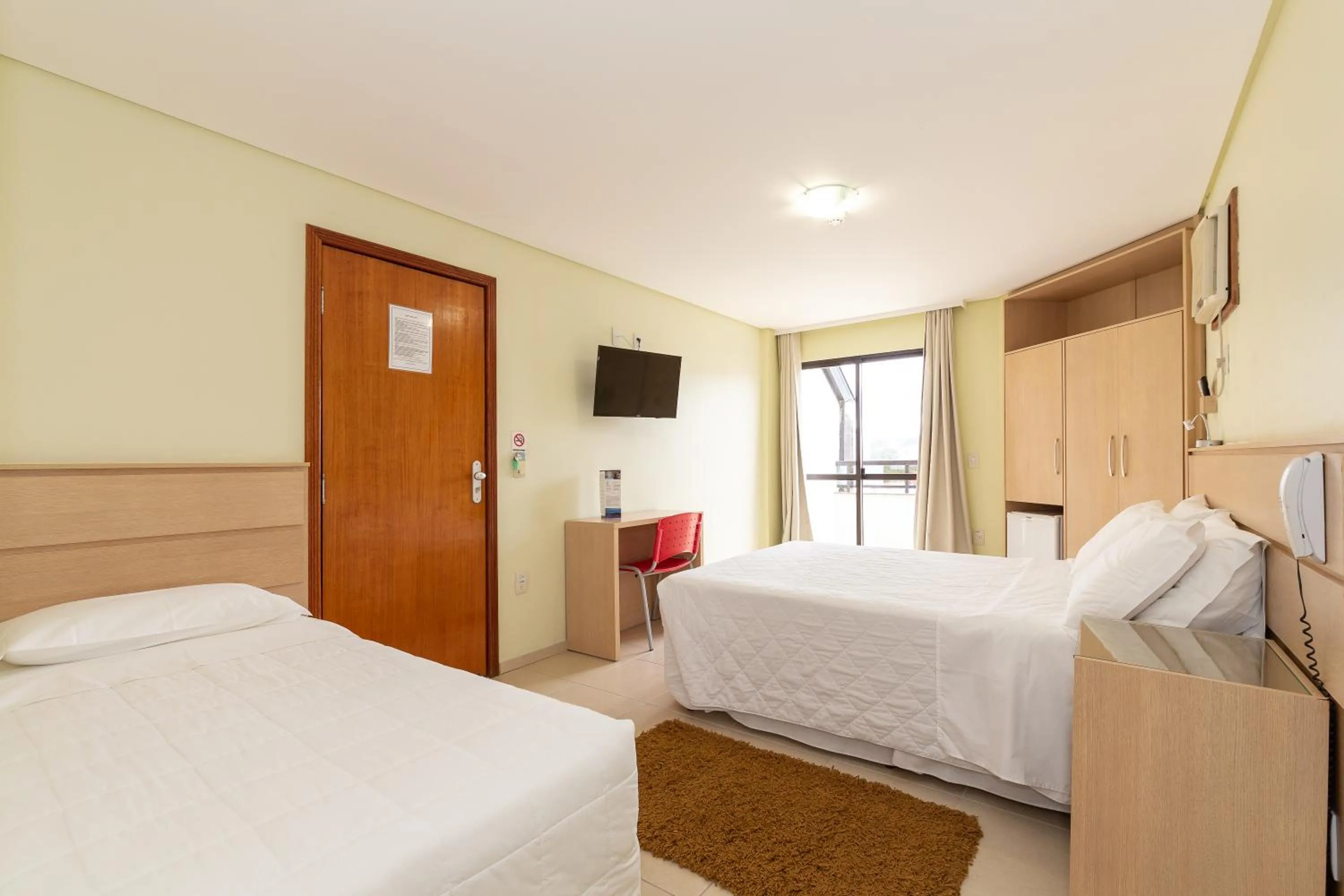 Bed in Slim São José Zion