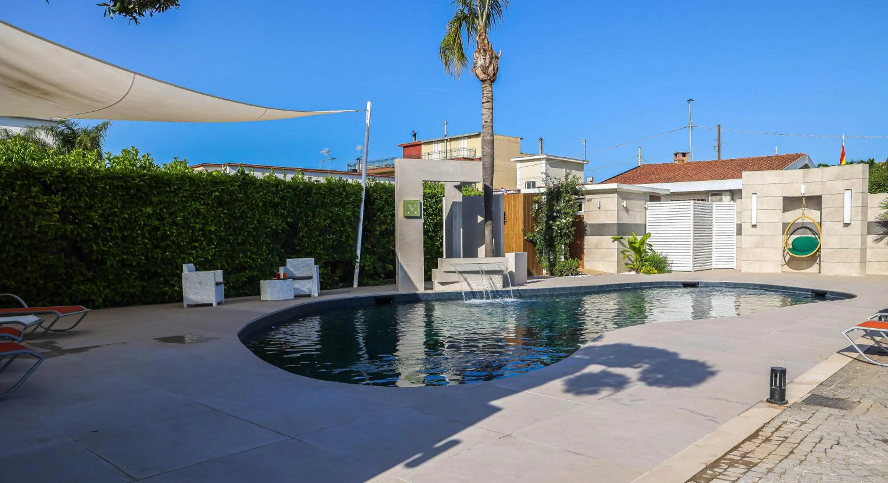 Swimming pool in Hotel Nelton