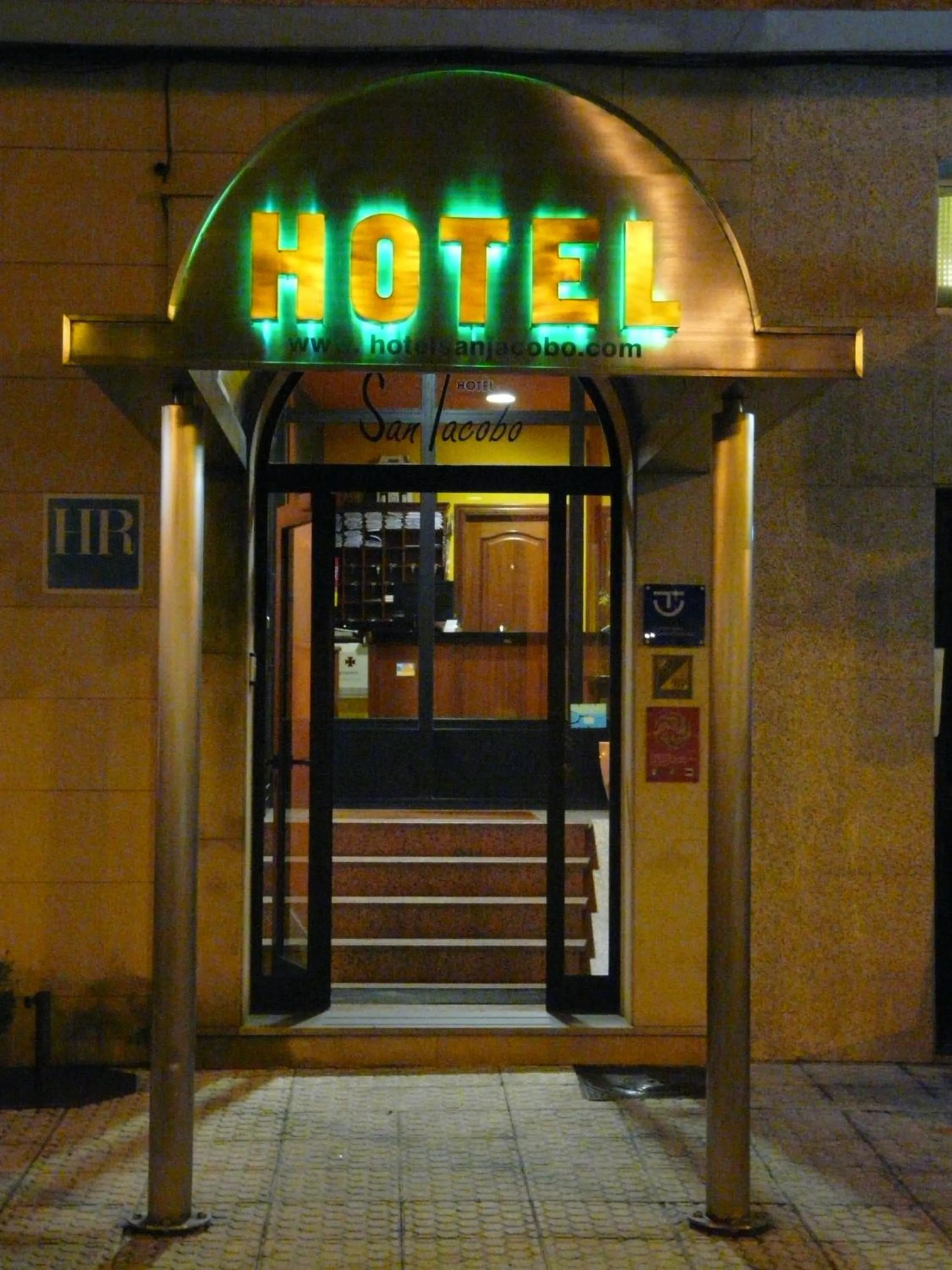 Facade/entrance in Hotel San Jacobo