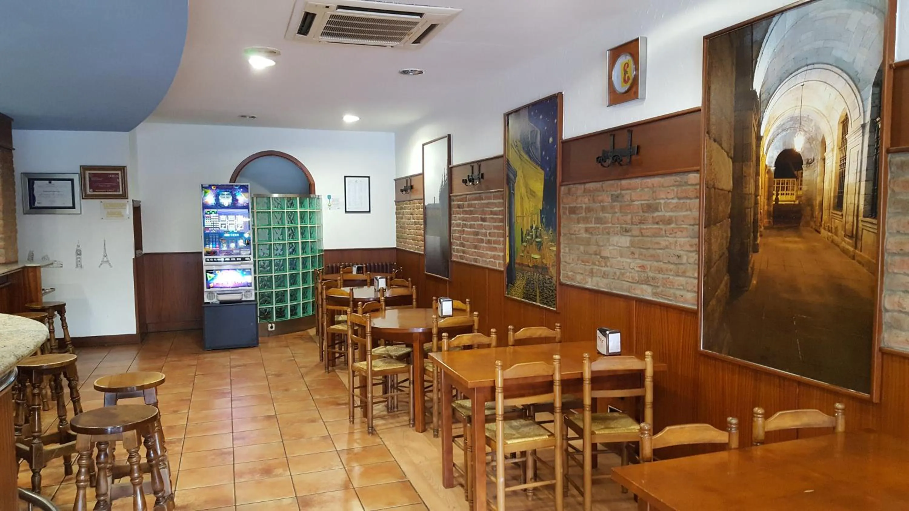 Restaurant/places to eat in Hotel San Jacobo