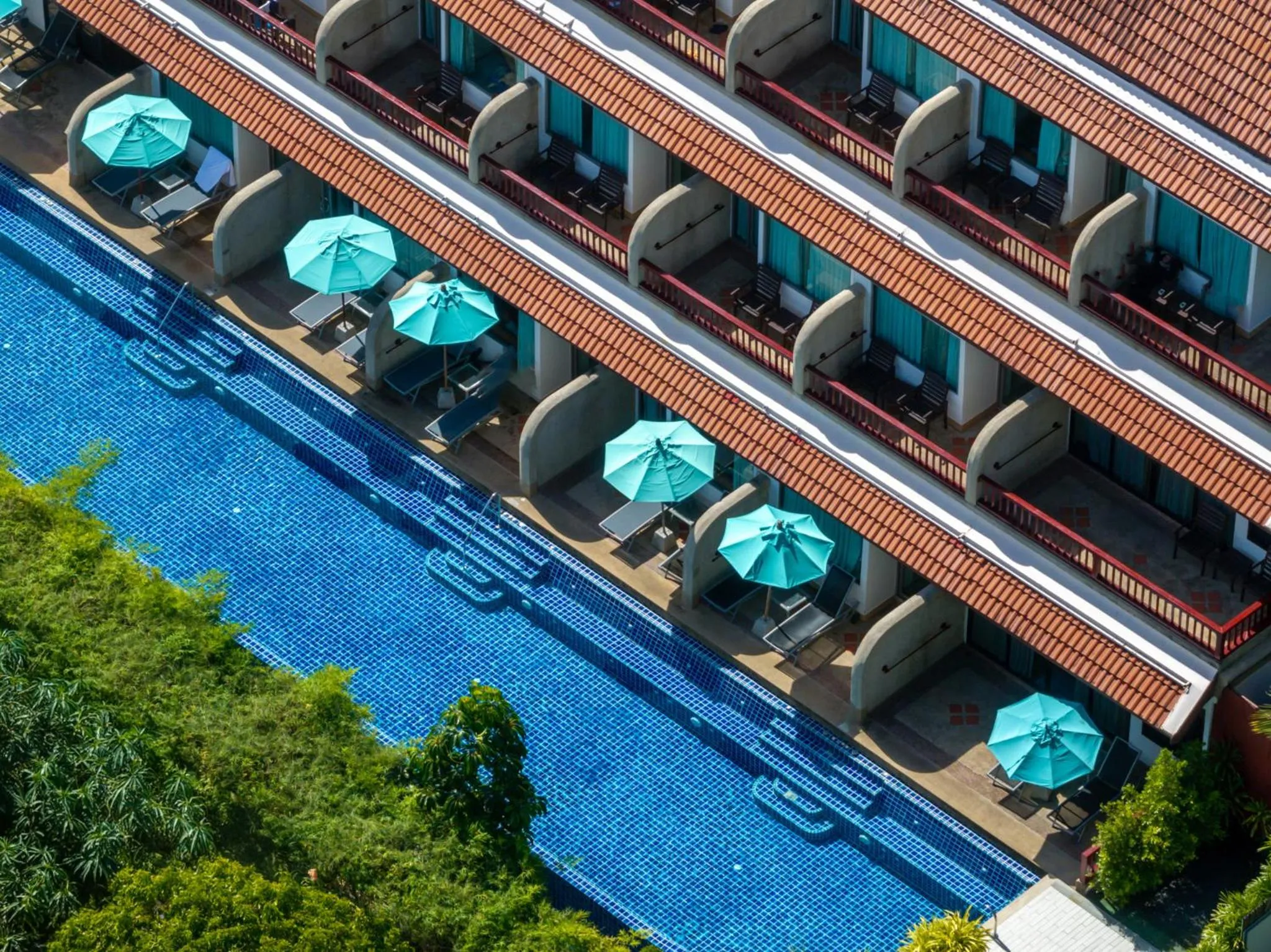 Swimming pool in Novotel Phuket Resort