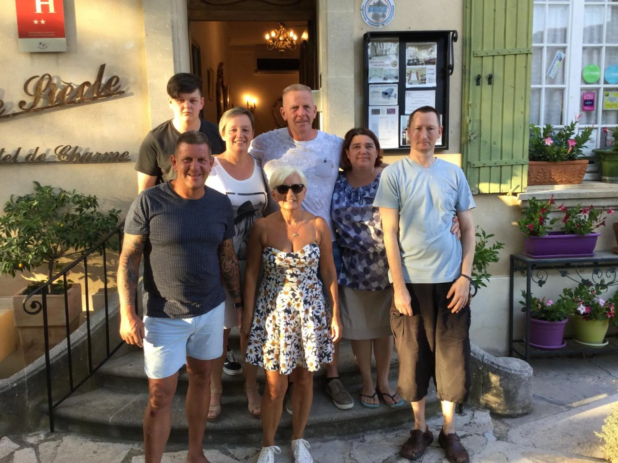 group of guests in Hôtel Le Siècle