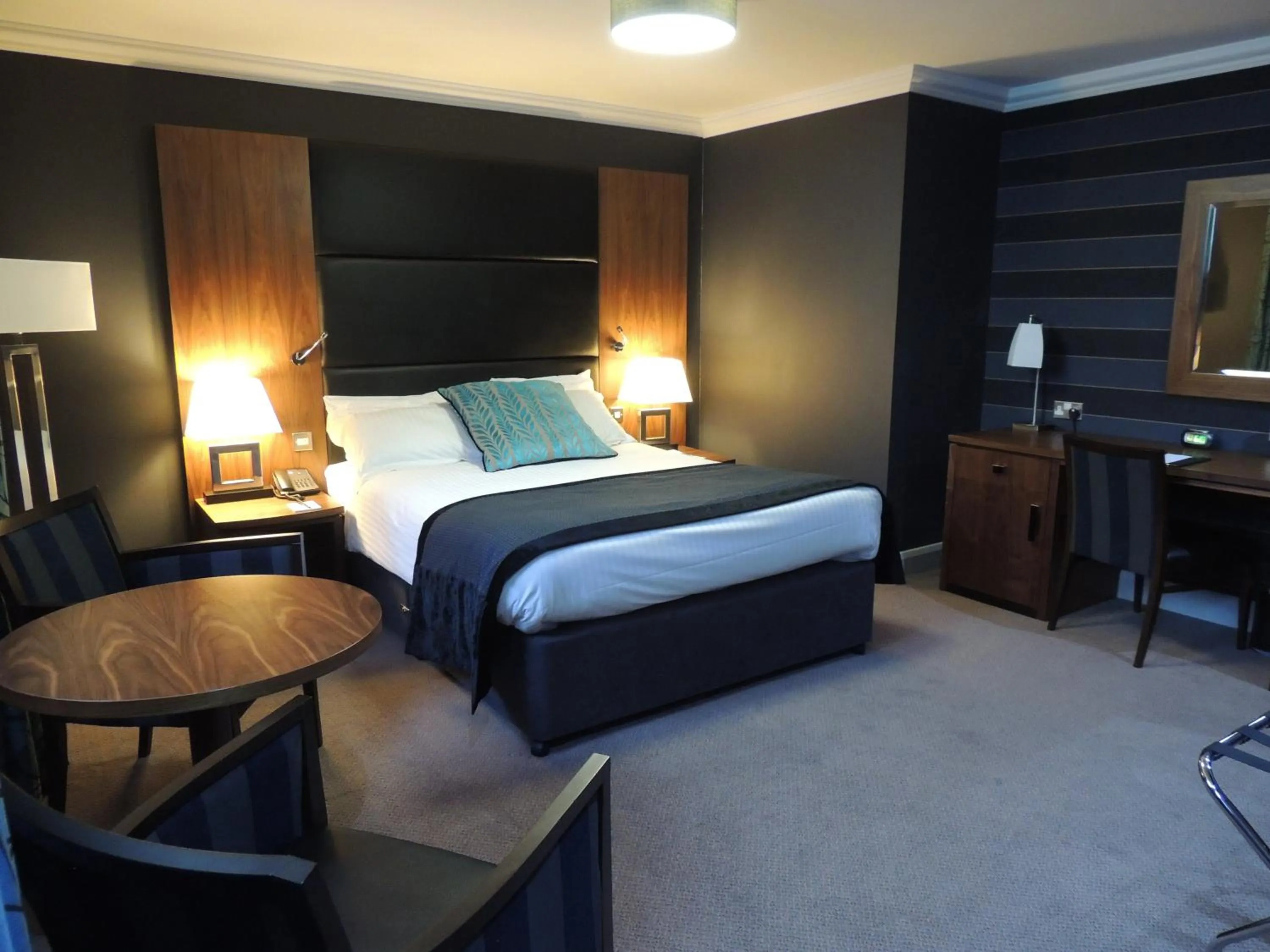 Bedroom, Bed in Rox Hotel Aberdeen by Compass Hospitality