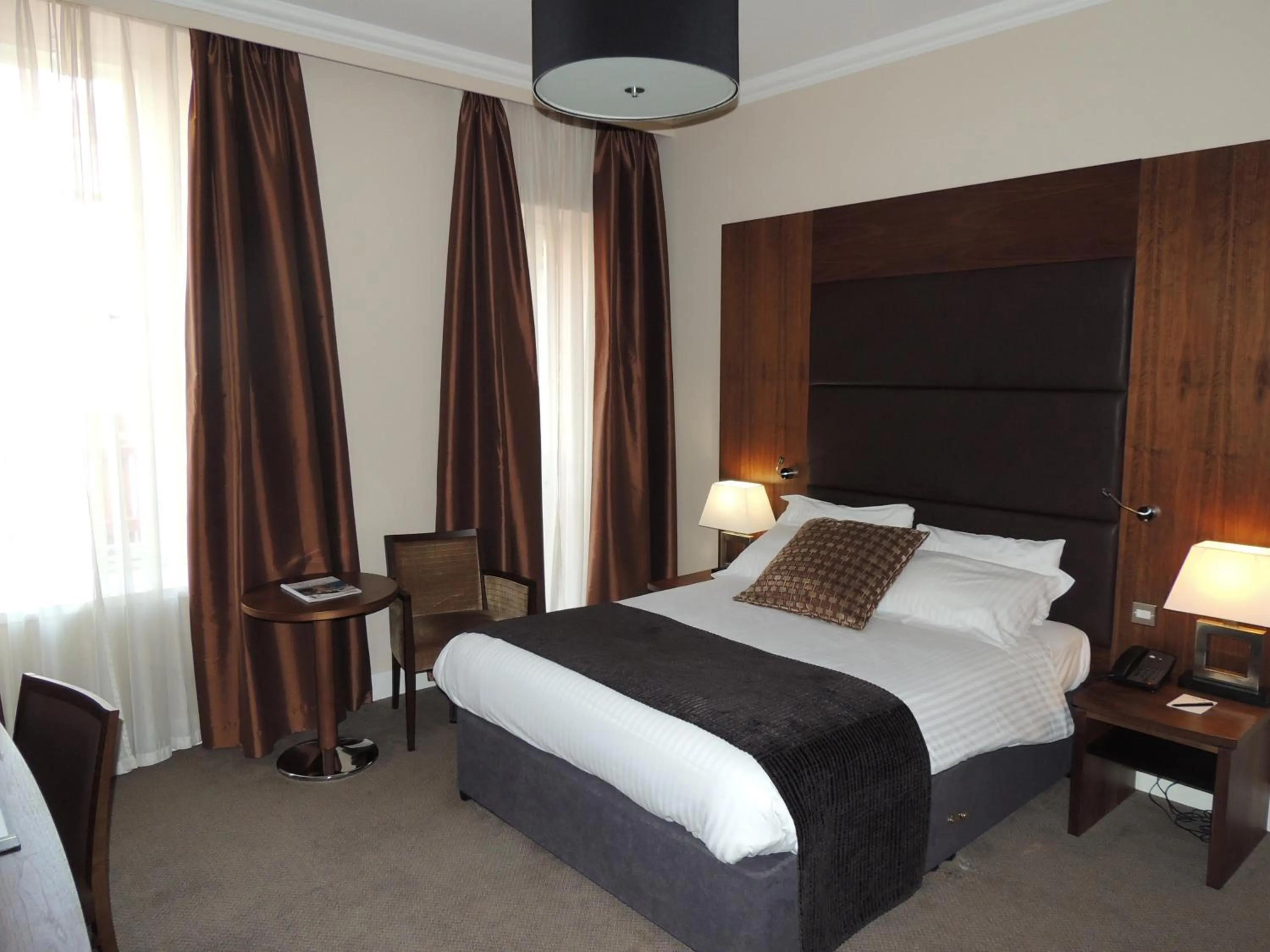 Bedroom, Bed in Rox Hotel Aberdeen by Compass Hospitality
