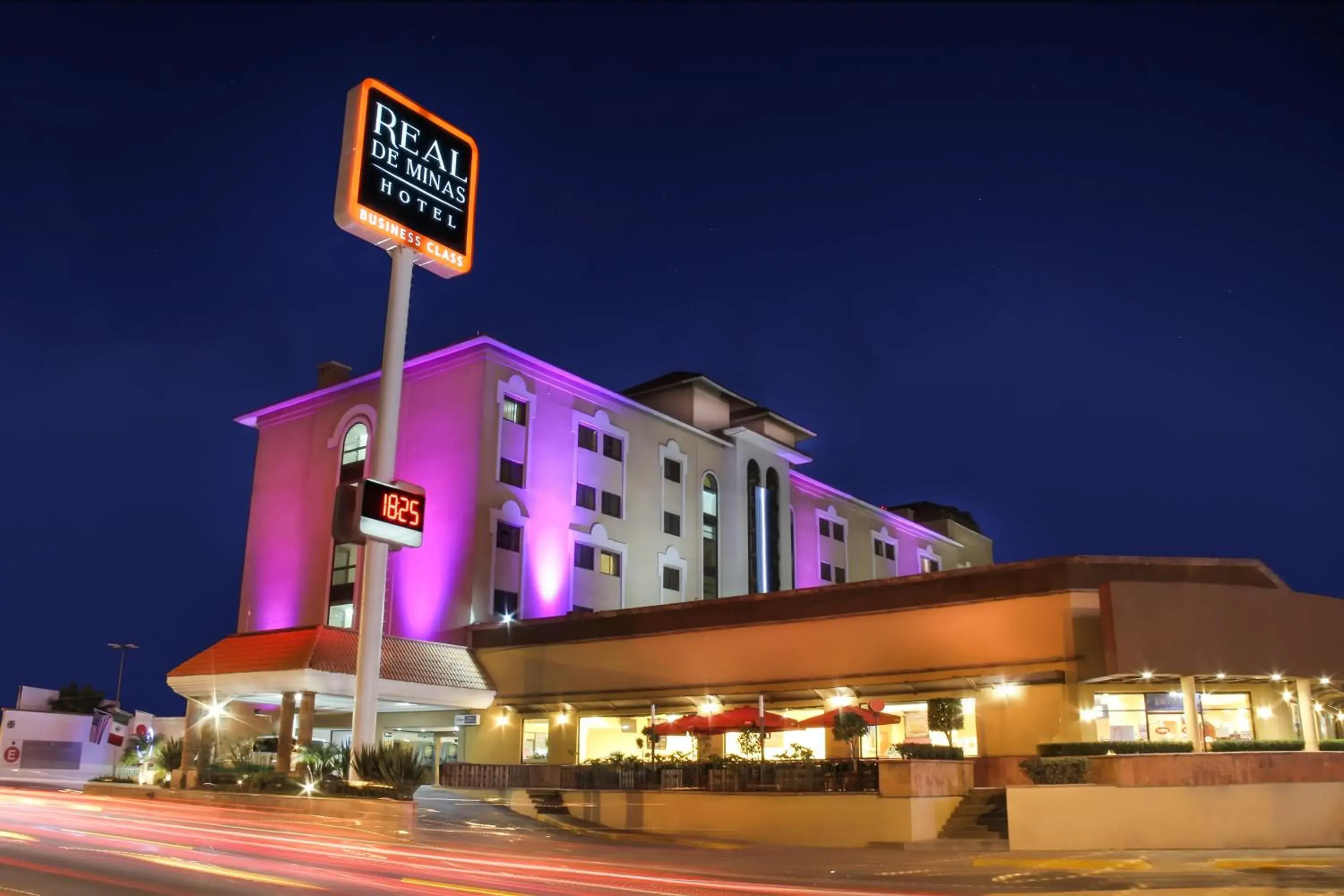 Property building in Imperio de Angeles Executive León Poliforum Property building in Imperio de Angeles Executive León Poliforum