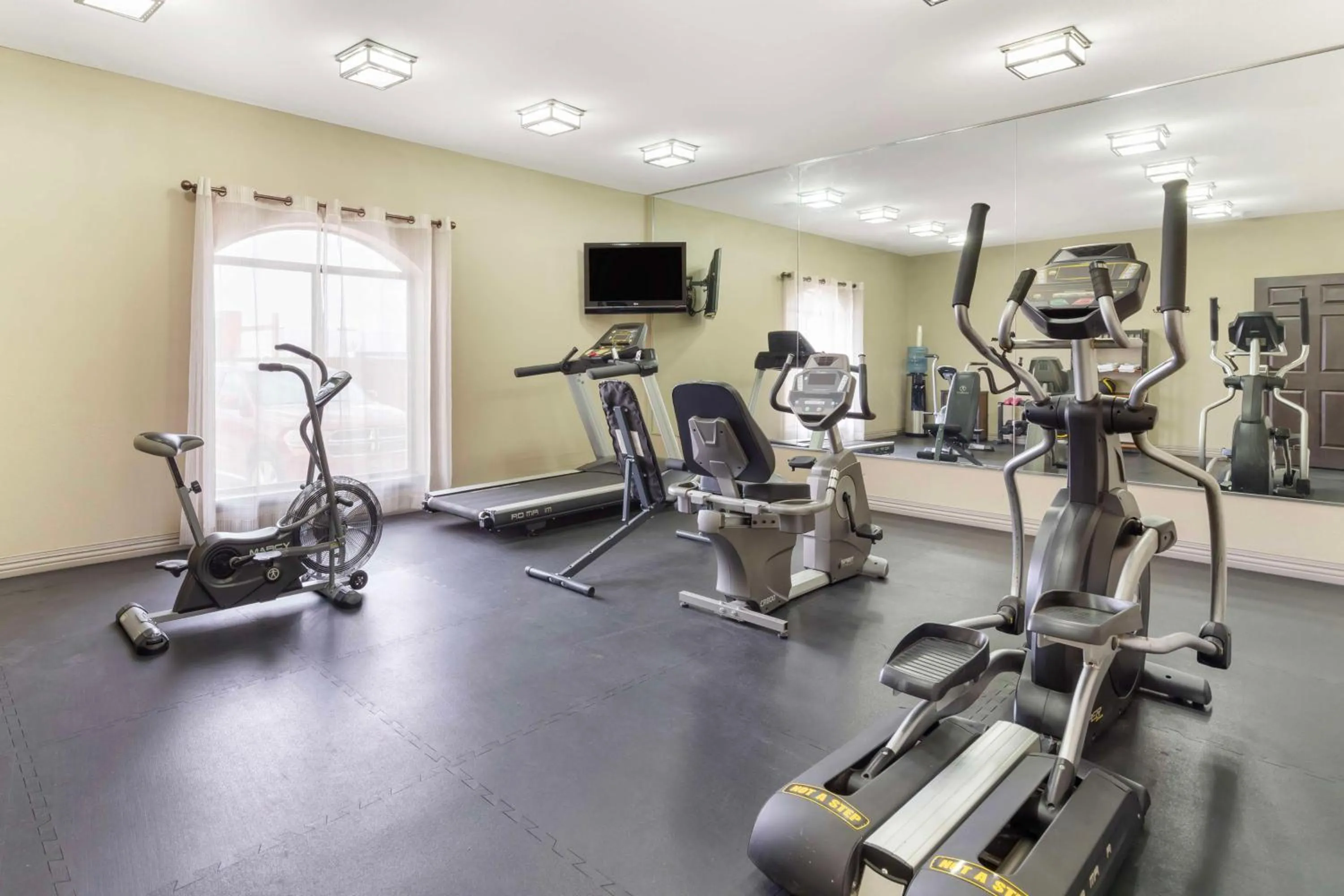 Fitness centre/facilities in Best Western near Lackland AFB SeaWorld
