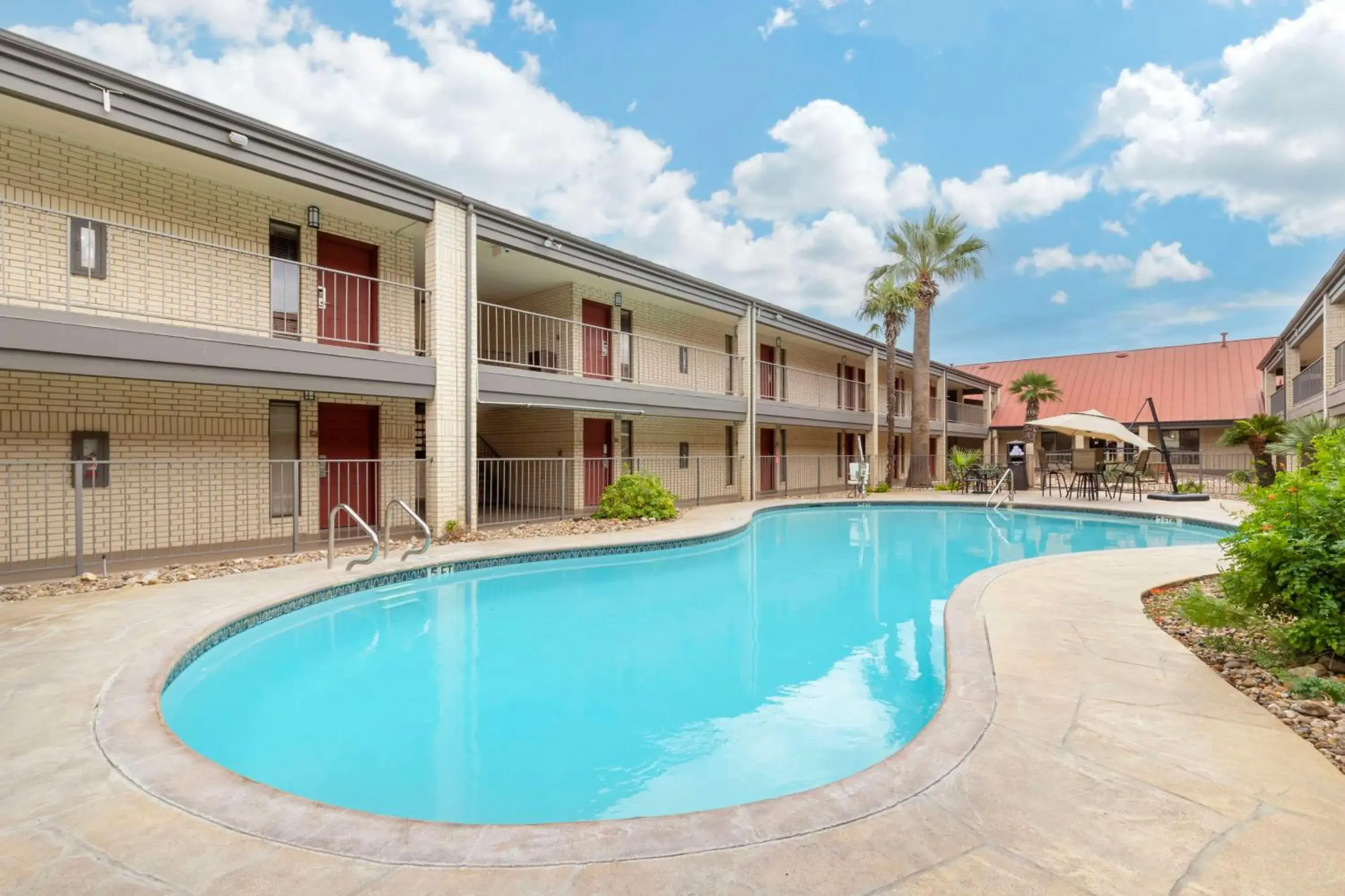 Pool view in Best Western near Lackland AFB SeaWorld Pool view in Best Western near Lackland AFB SeaWorld