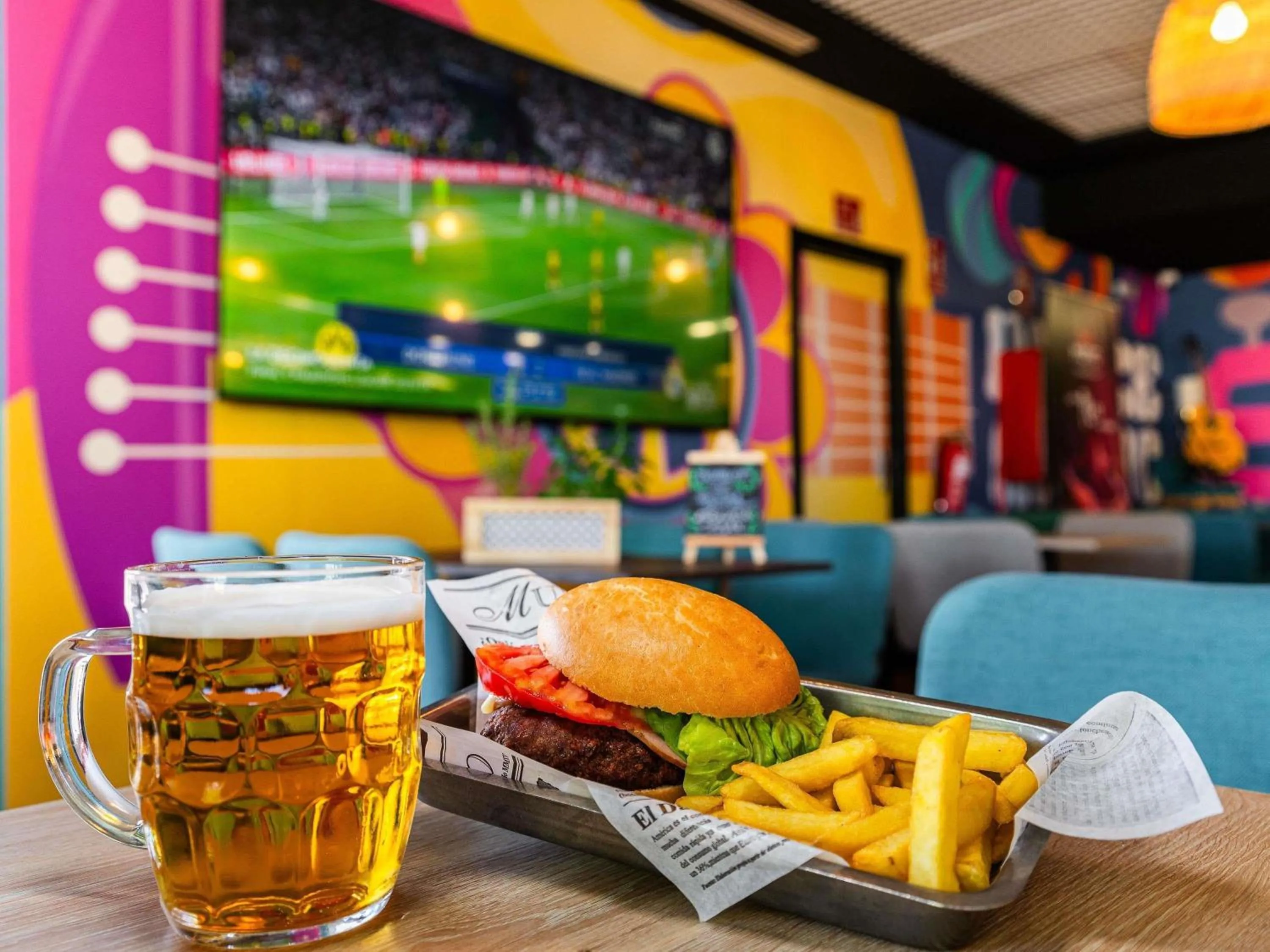 Lounge or bar in Ibis Jerez De La Frontera Cadiz