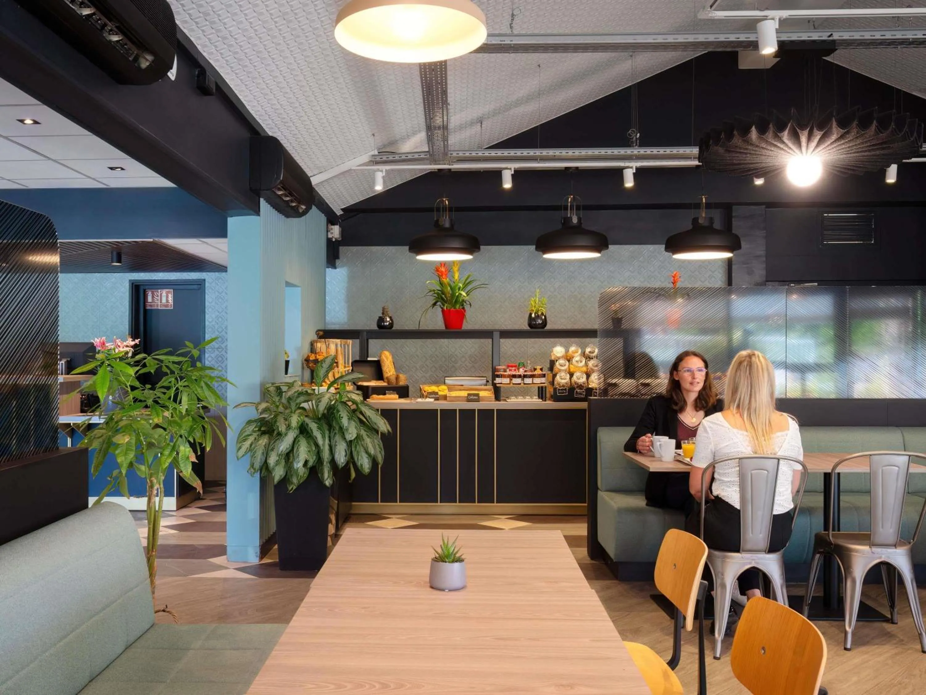 Breakfast in ibis Cergy Pontoise Le Port