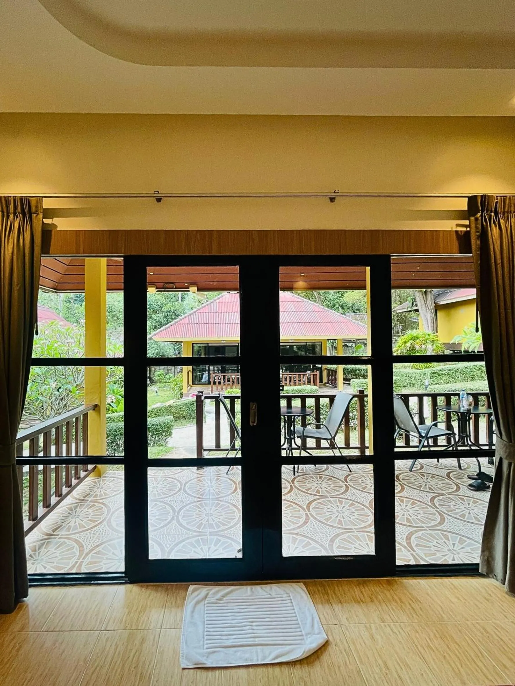 Facade/entrance in Tonsai Bay Resort