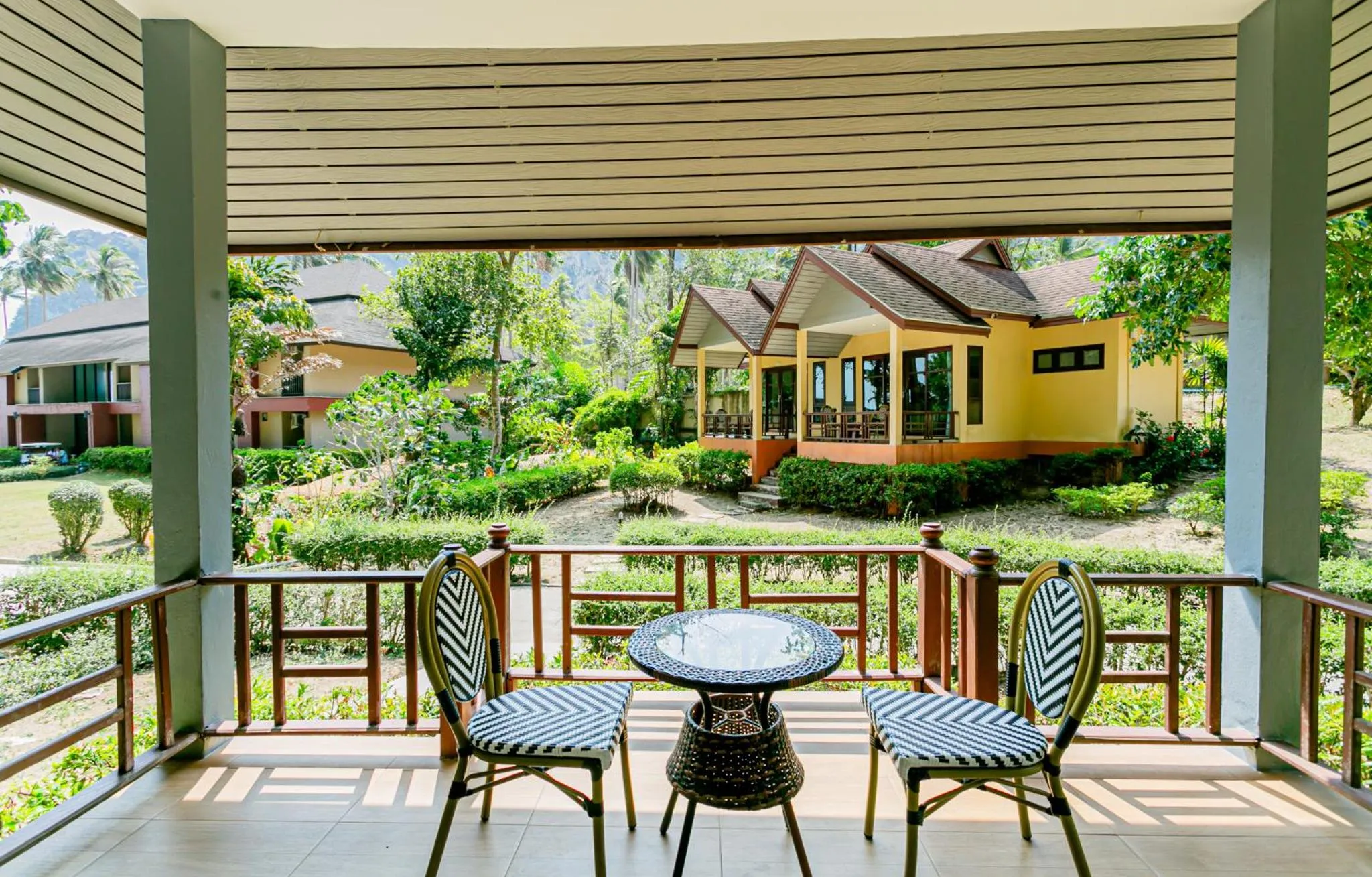 Seating area in Tonsai Bay Resort