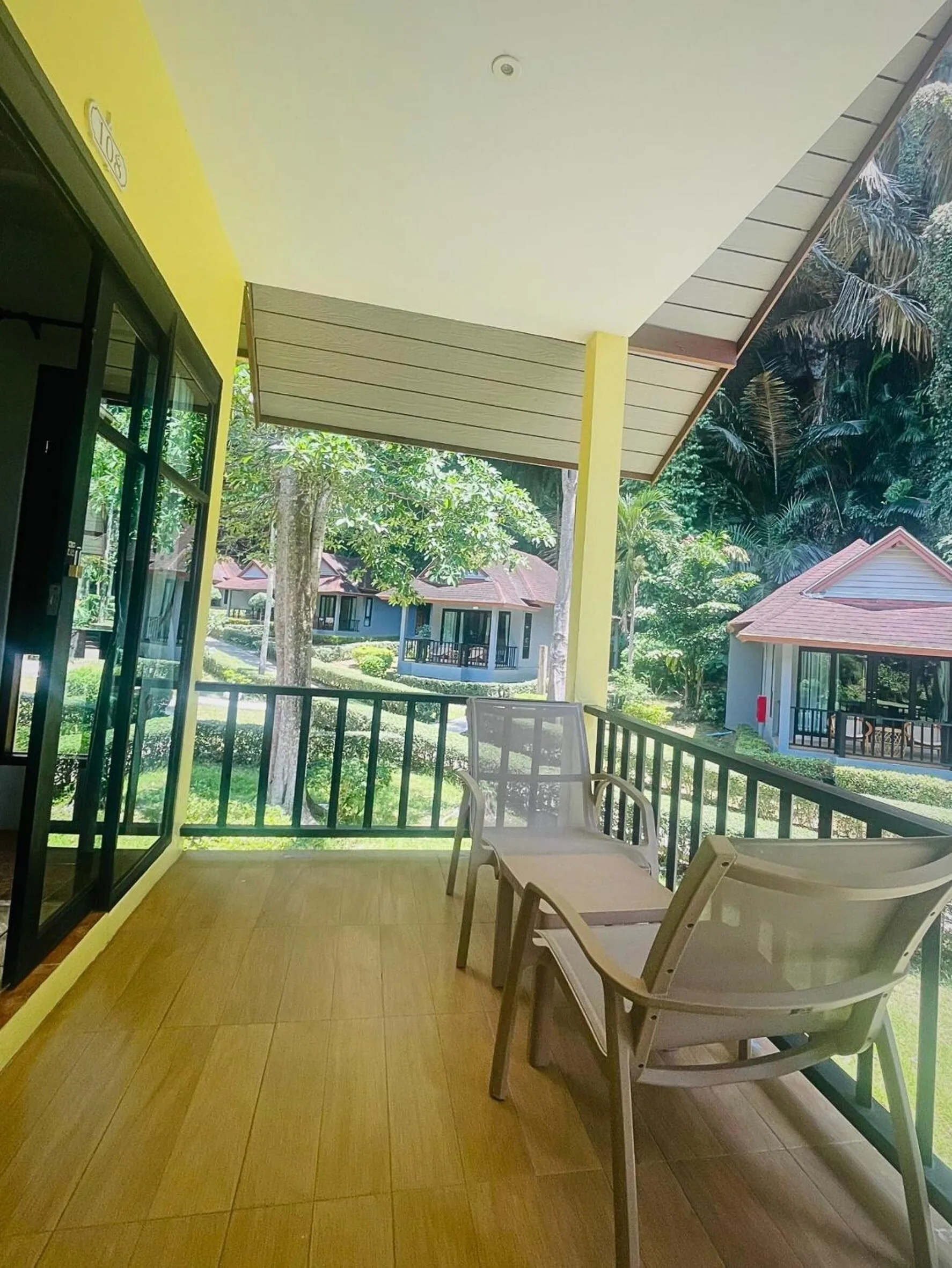Balcony/Terrace in Tonsai Bay Resort