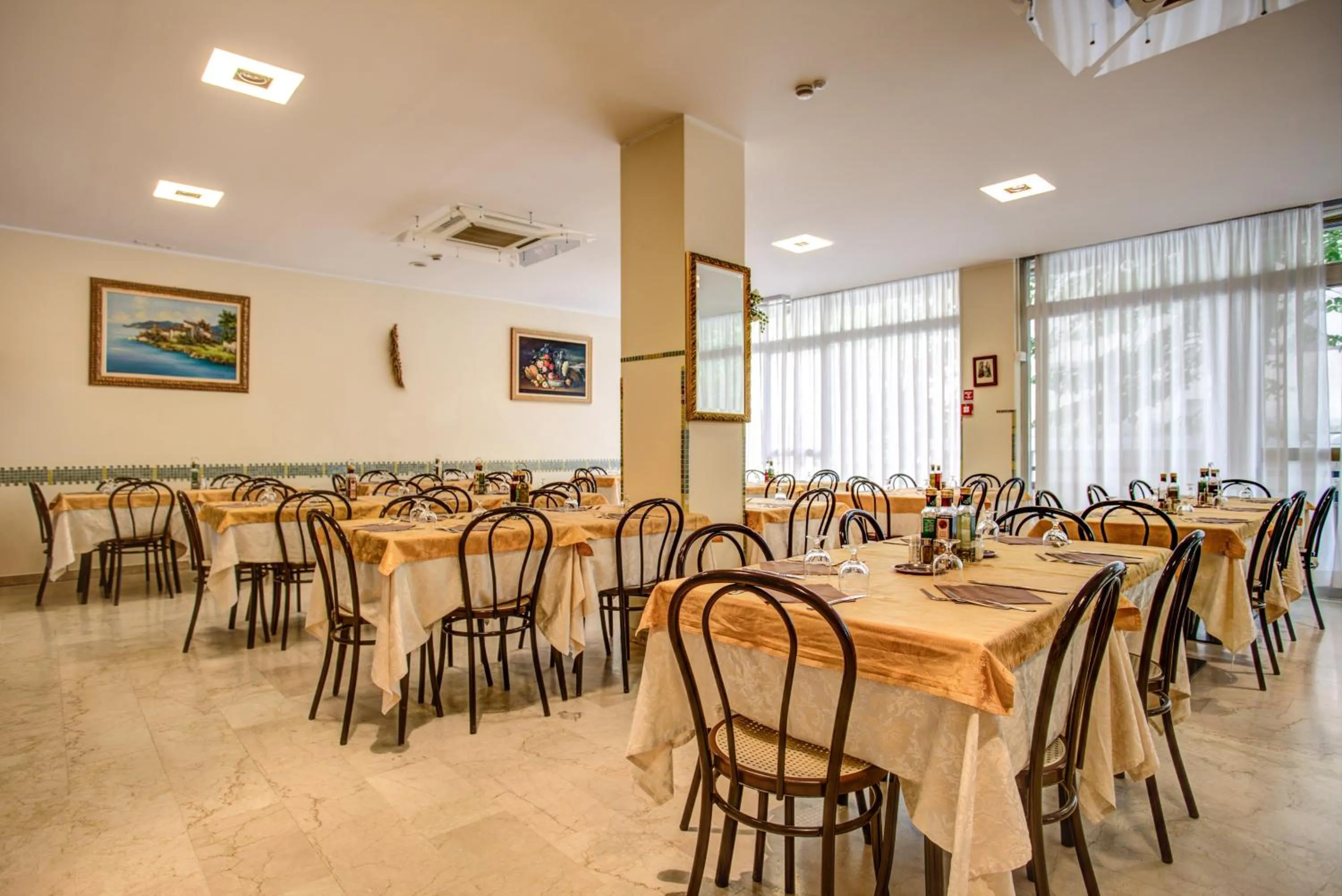 Breakfast in Hotel Tiziana