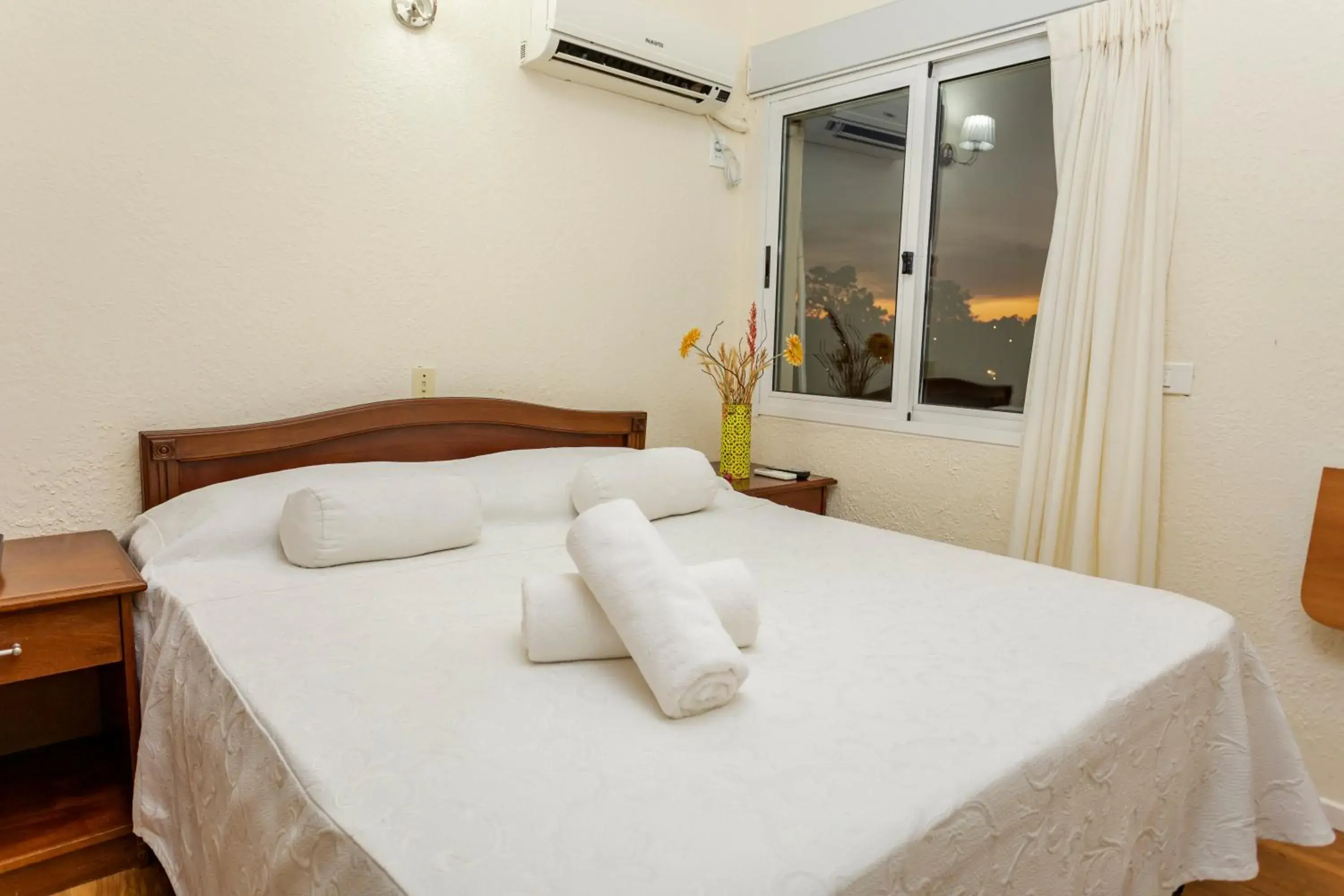 Standard Double Room in Hotel Bahamas Standard Double Room in Hotel Bahamas