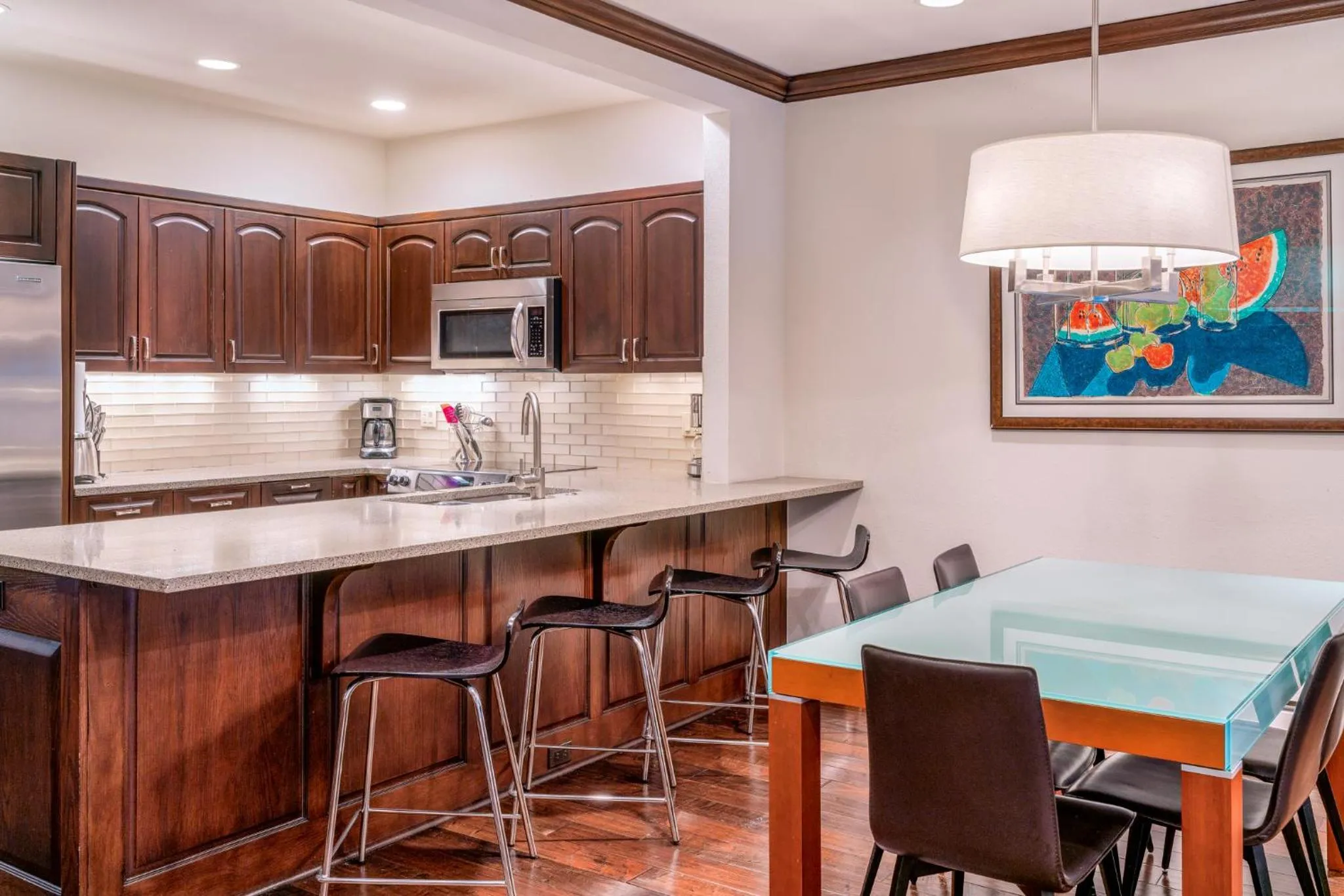Dining area in Creekside at Beaver Creek