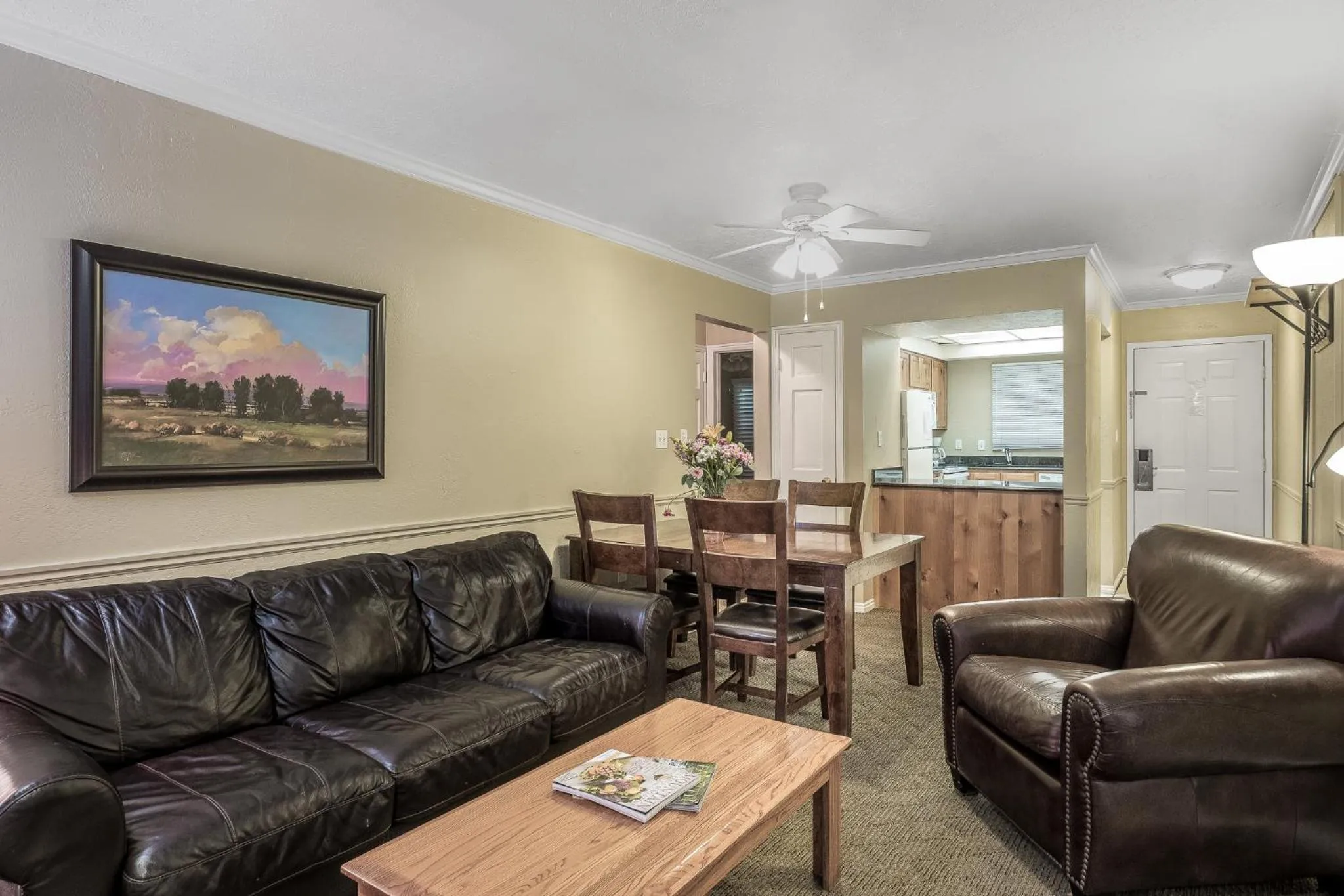 Living room in Sweetwater Lift Lodge