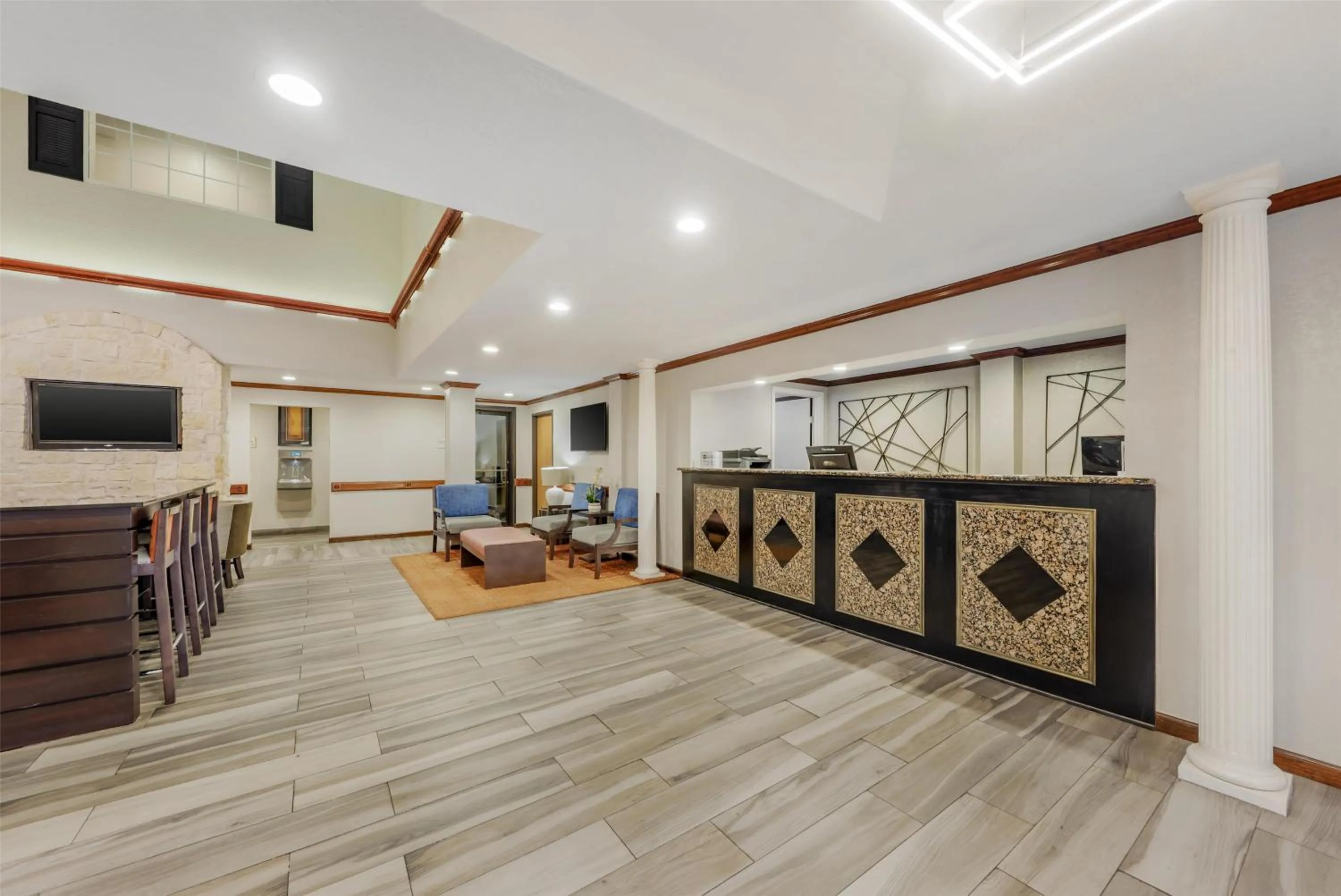 Lobby or reception in Best Western Alamo Suites
