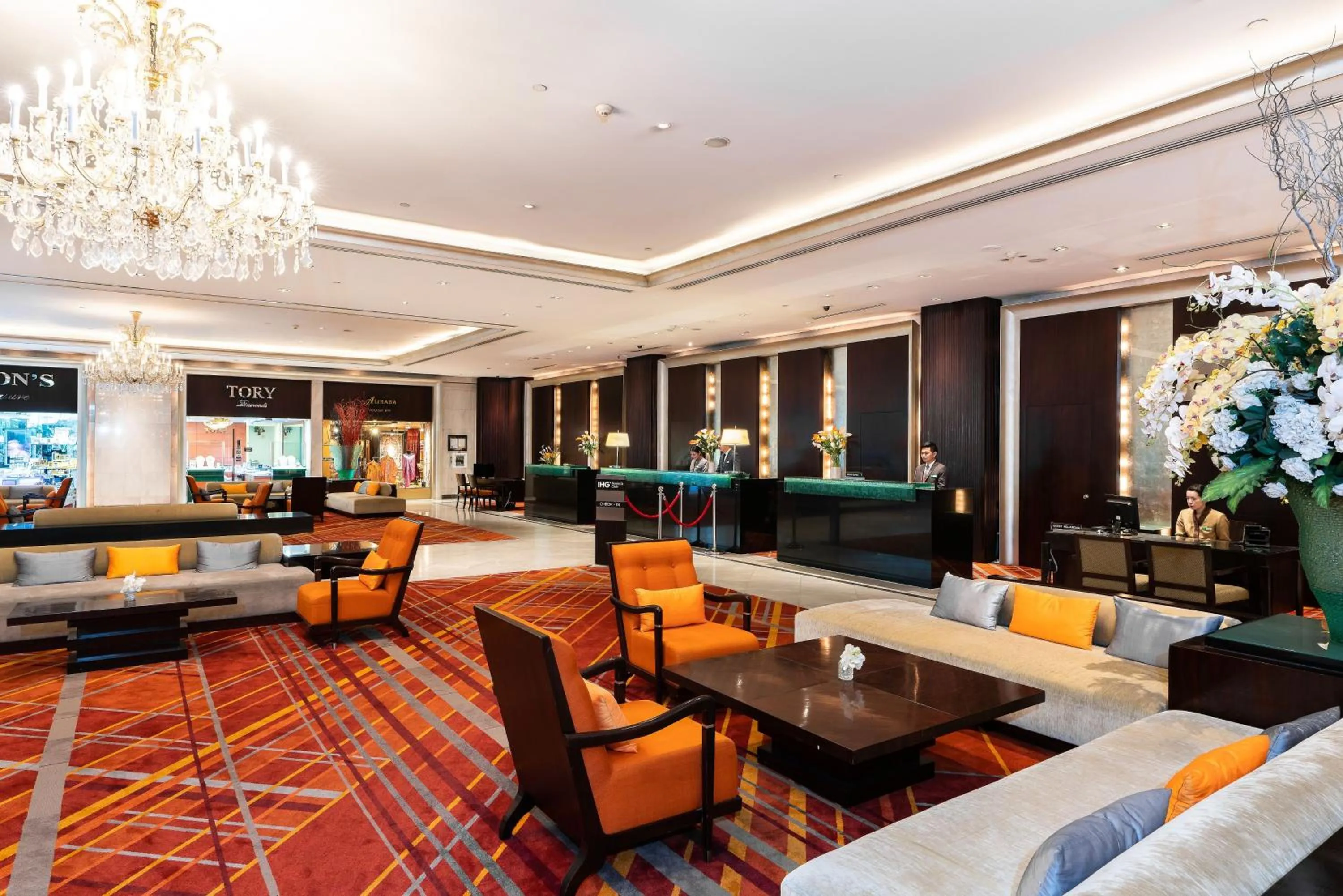 Property building in Holiday Inn Bangkok Silom by IHG