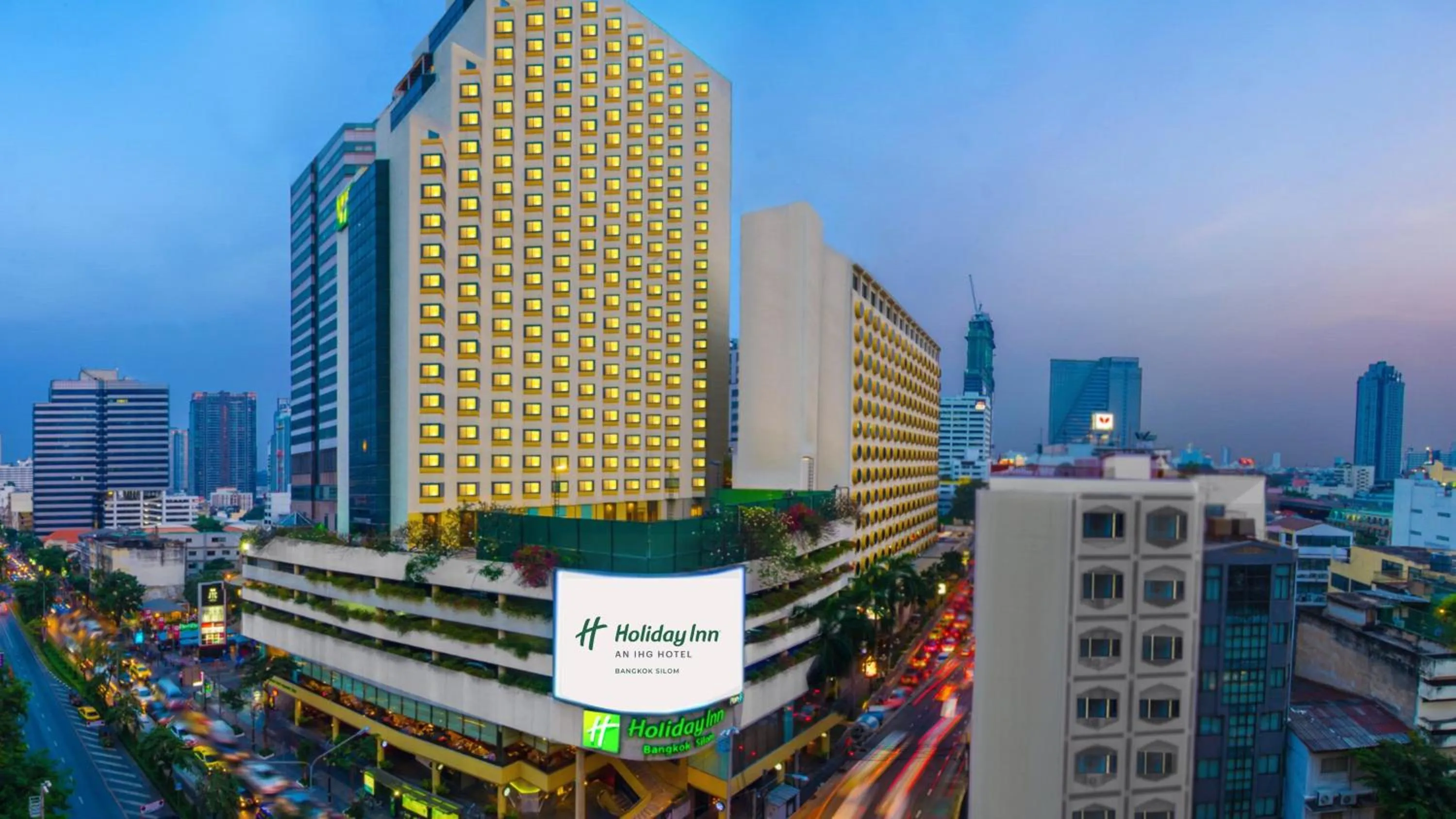 Property building in Holiday Inn Bangkok Silom by IHG